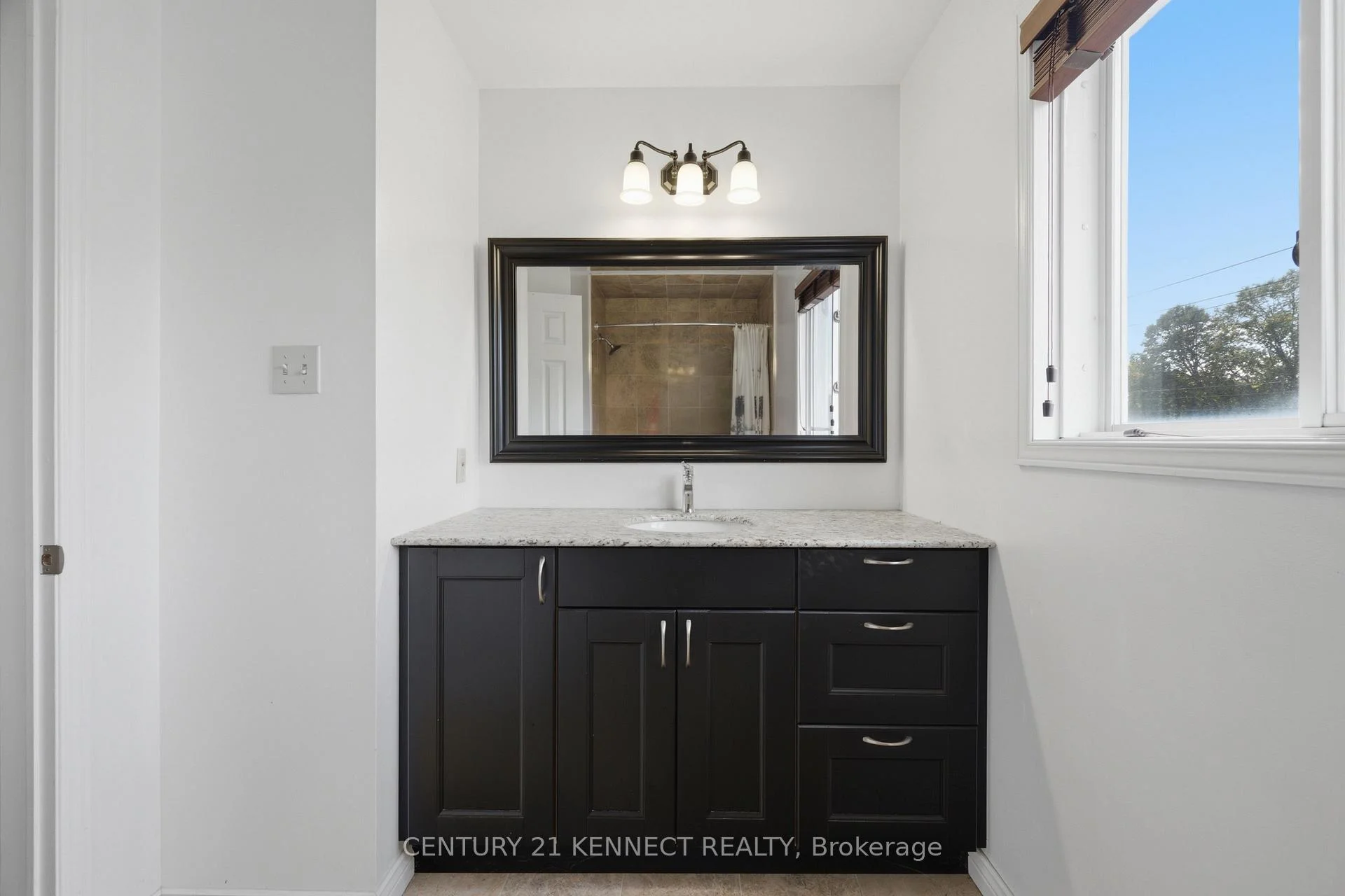 Photo 54 of 848 Fairlawn Avenue, Ottawa, McKellar Heights/Glabar Park — HOMEH