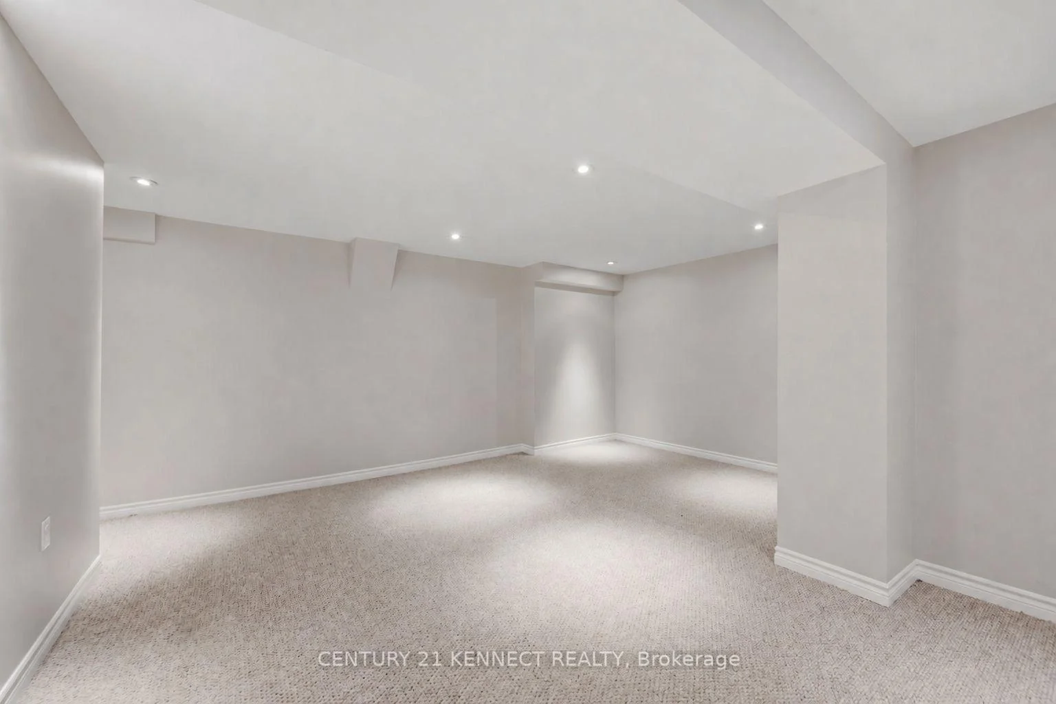 Photo 65 of 848 Fairlawn Avenue, Ottawa, McKellar Heights/Glabar Park — HOMEH