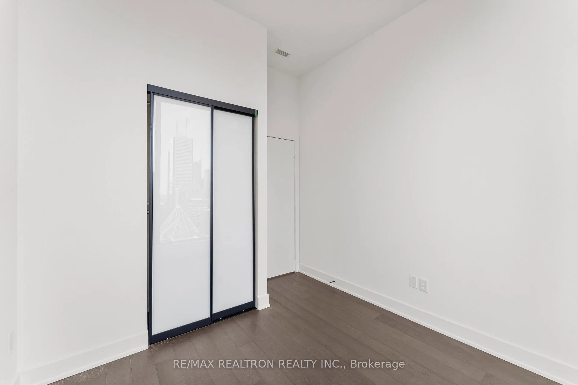 Photo 27 of Unit 4106, 15 Mercer Street, Toronto, Waterfront Communities — HOMEH