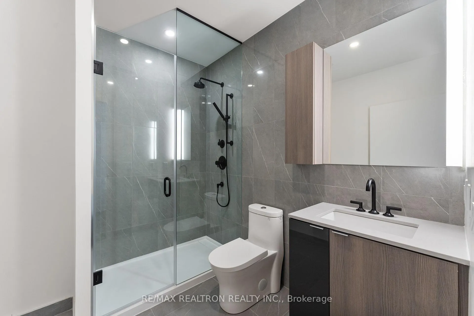 Photo 29 of Unit 4106, 15 Mercer Street, Toronto, Waterfront Communities — HOMEH