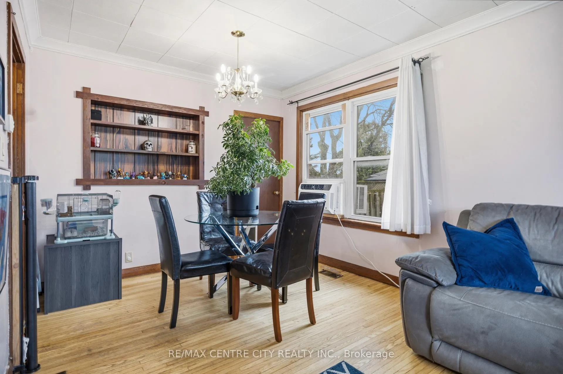 Photo 8 of 194 Centennial Avenue, Central Elgin, Rural Central Elgin — HOMEH