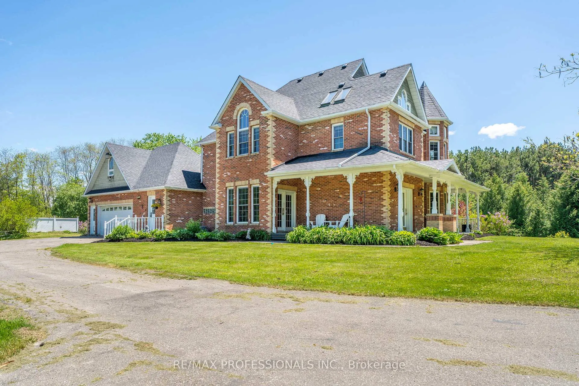 Photo 2 of 18655 Heart Lake Road, Caledon, Rural Caledon — HOMEH