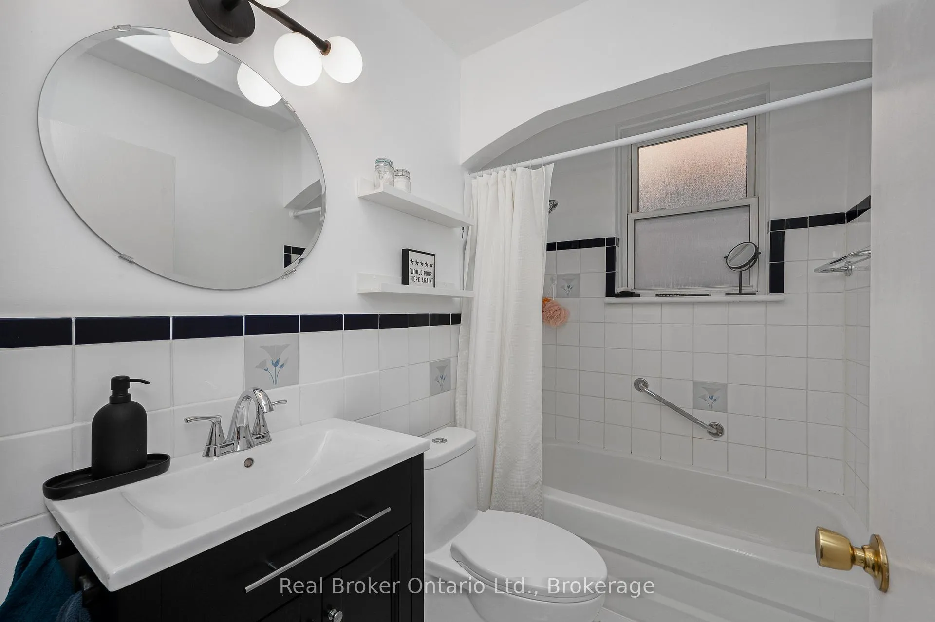 Photo 14 of Unit 3A, 5 East 36th Street, Hamilton, Raleigh — HOMEH