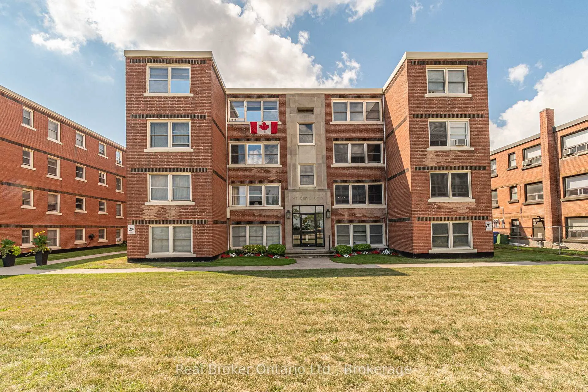 Photo 17 of Unit 3A, 5 East 36th Street, Hamilton, Raleigh — HOMEH