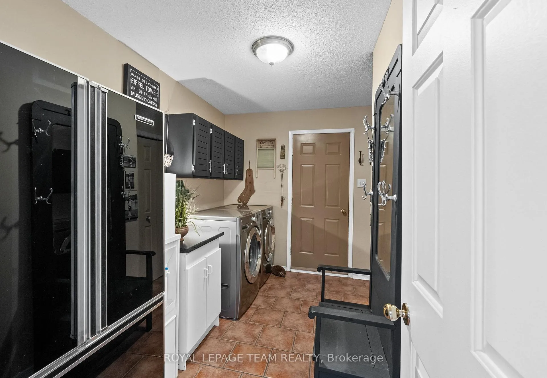 Photo 16 of 7009 Quinnfield Way, Ottawa, Greely — HOMEH