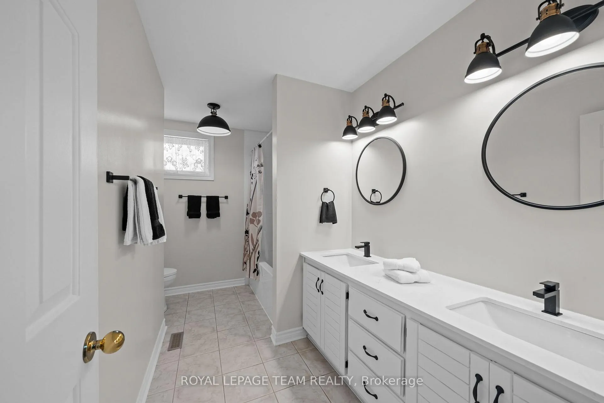 Photo 27 of 7009 Quinnfield Way, Ottawa, Greely — HOMEH