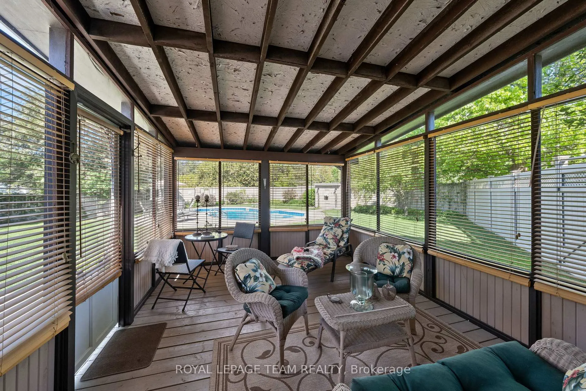 Photo 32 of 7009 Quinnfield Way, Ottawa, Greely — HOMEH