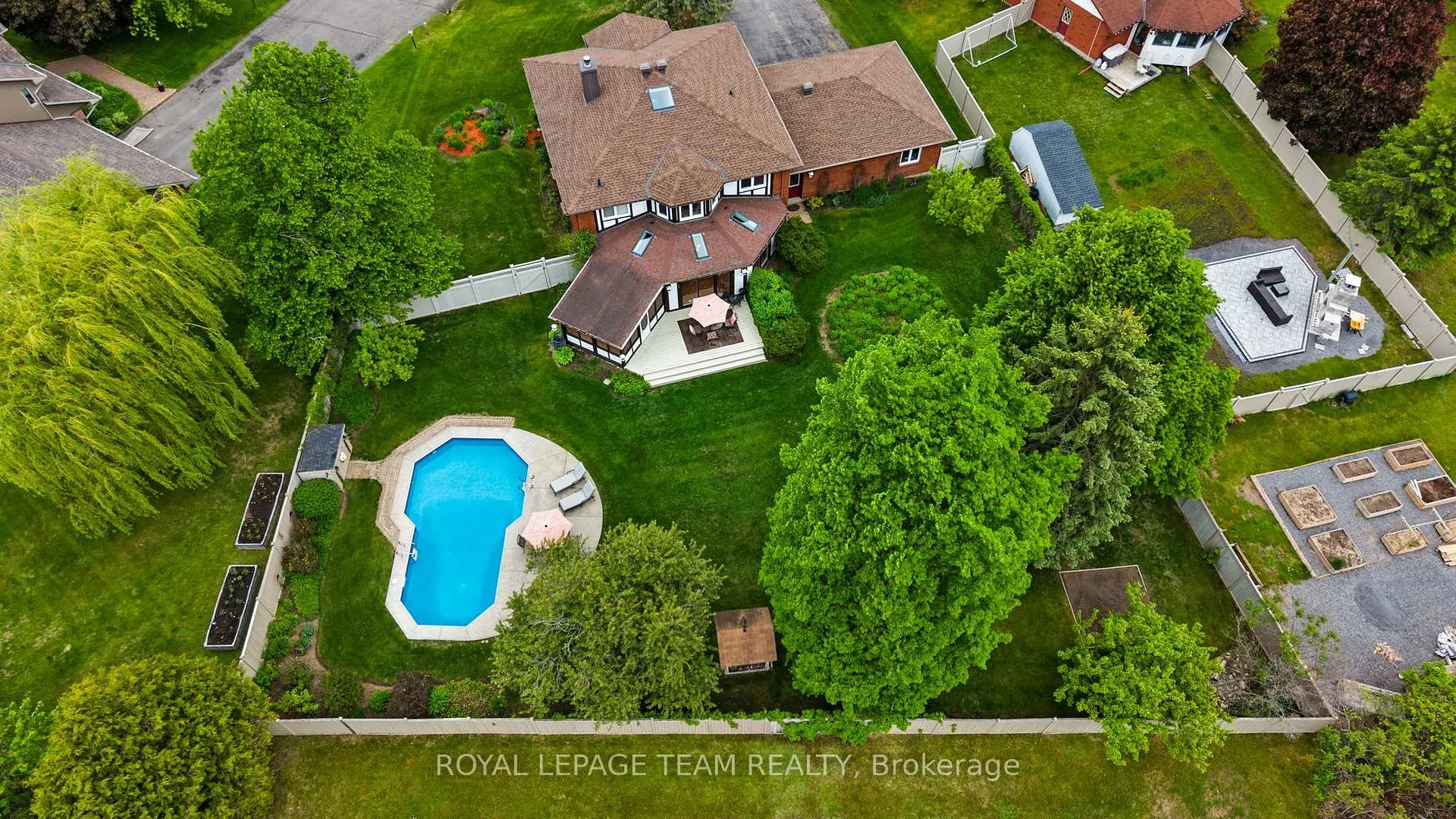 Photo 46 of 7009 Quinnfield Way, Ottawa, Greely — HOMEH