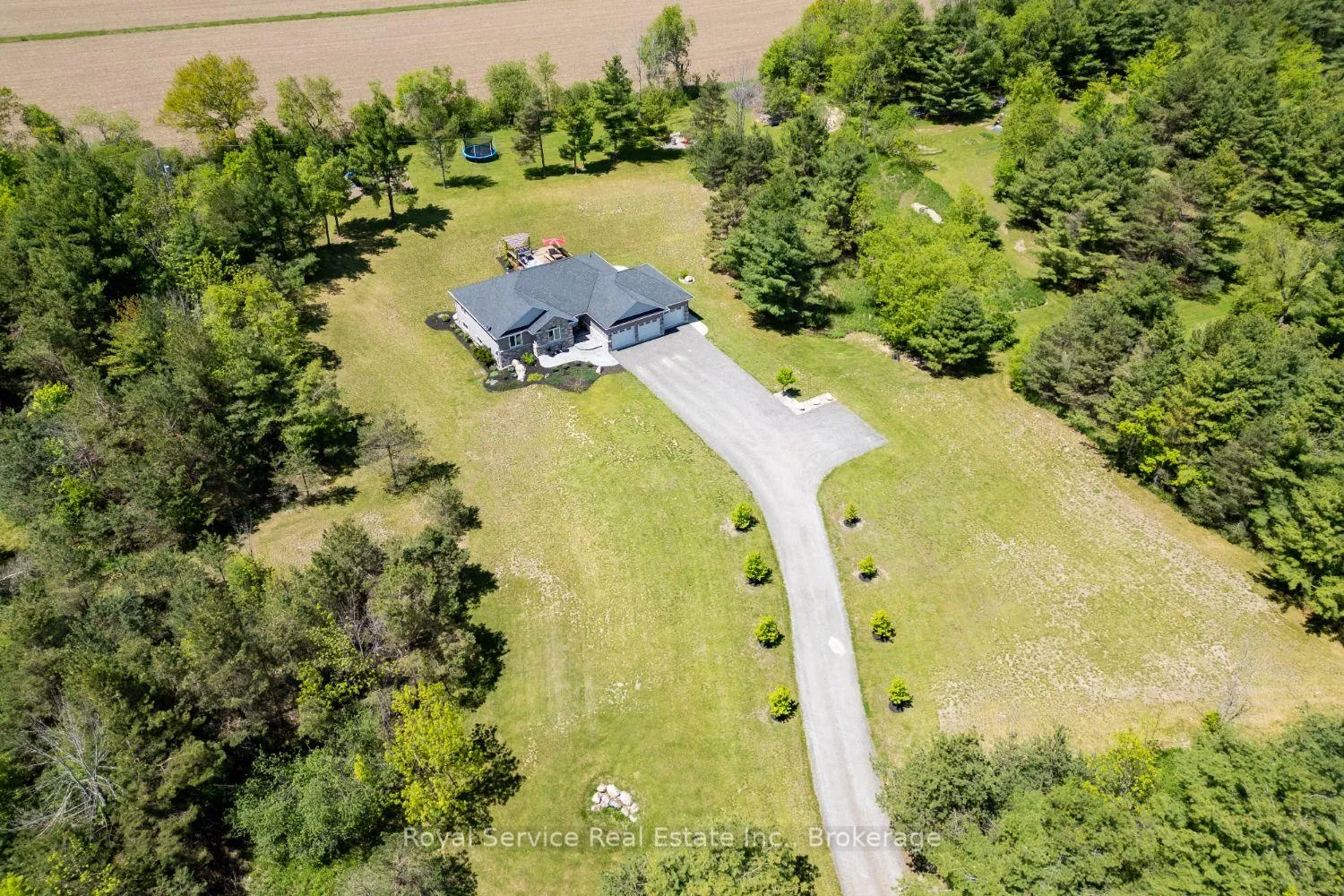 Photo 3 of 130 County 10 Road, Cavan Monaghan, Cavan Twp — HOMEH