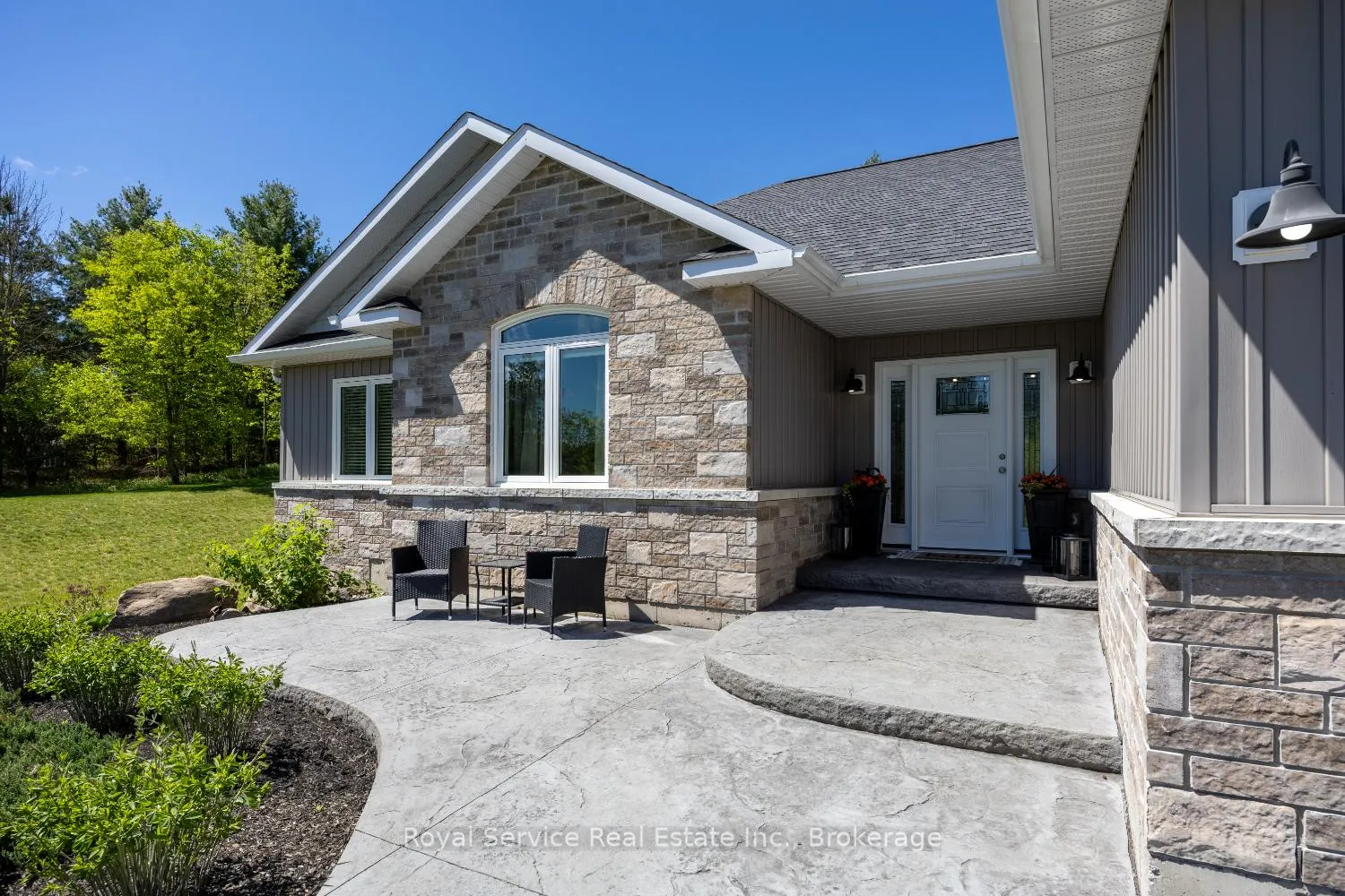 Photo 9 of 130 County 10 Road, Cavan Monaghan, Cavan Twp — HOMEH