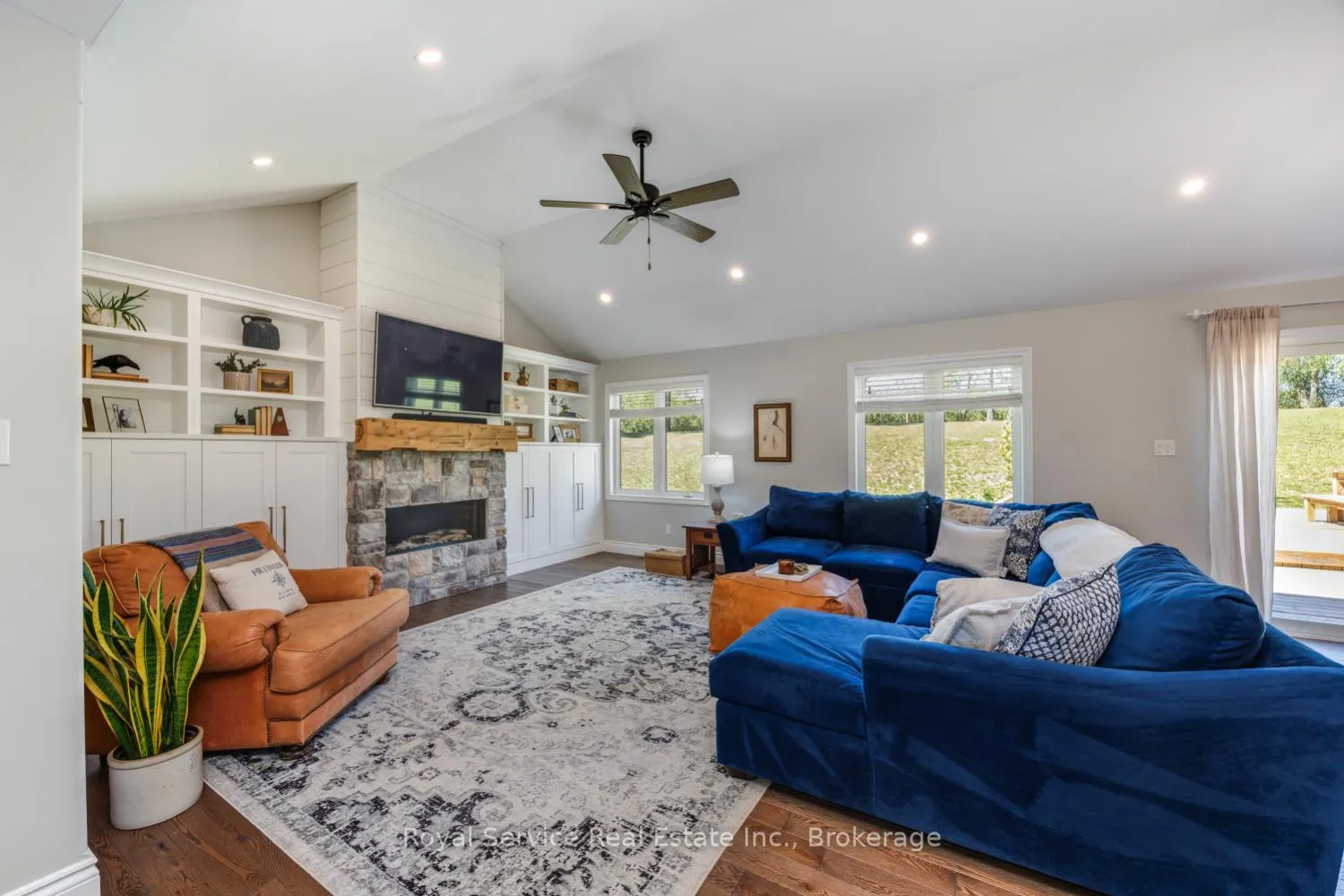 Photo 18 of 130 County 10 Road, Cavan Monaghan, Cavan Twp — HOMEH