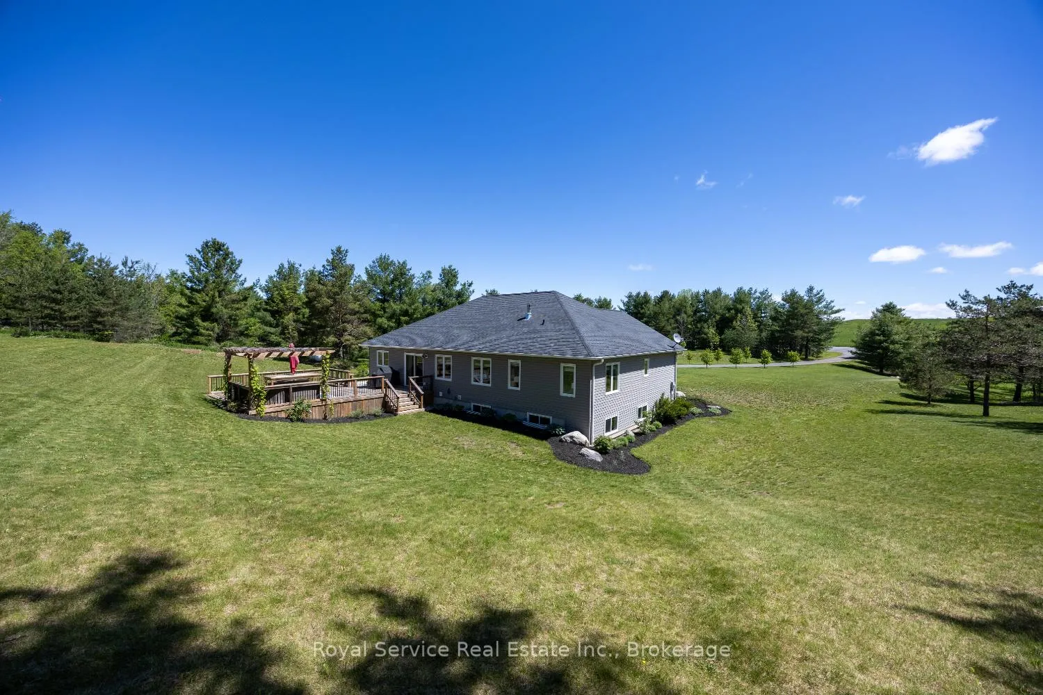 Photo 40 of 130 County 10 Road, Cavan Monaghan, Cavan Twp — HOMEH