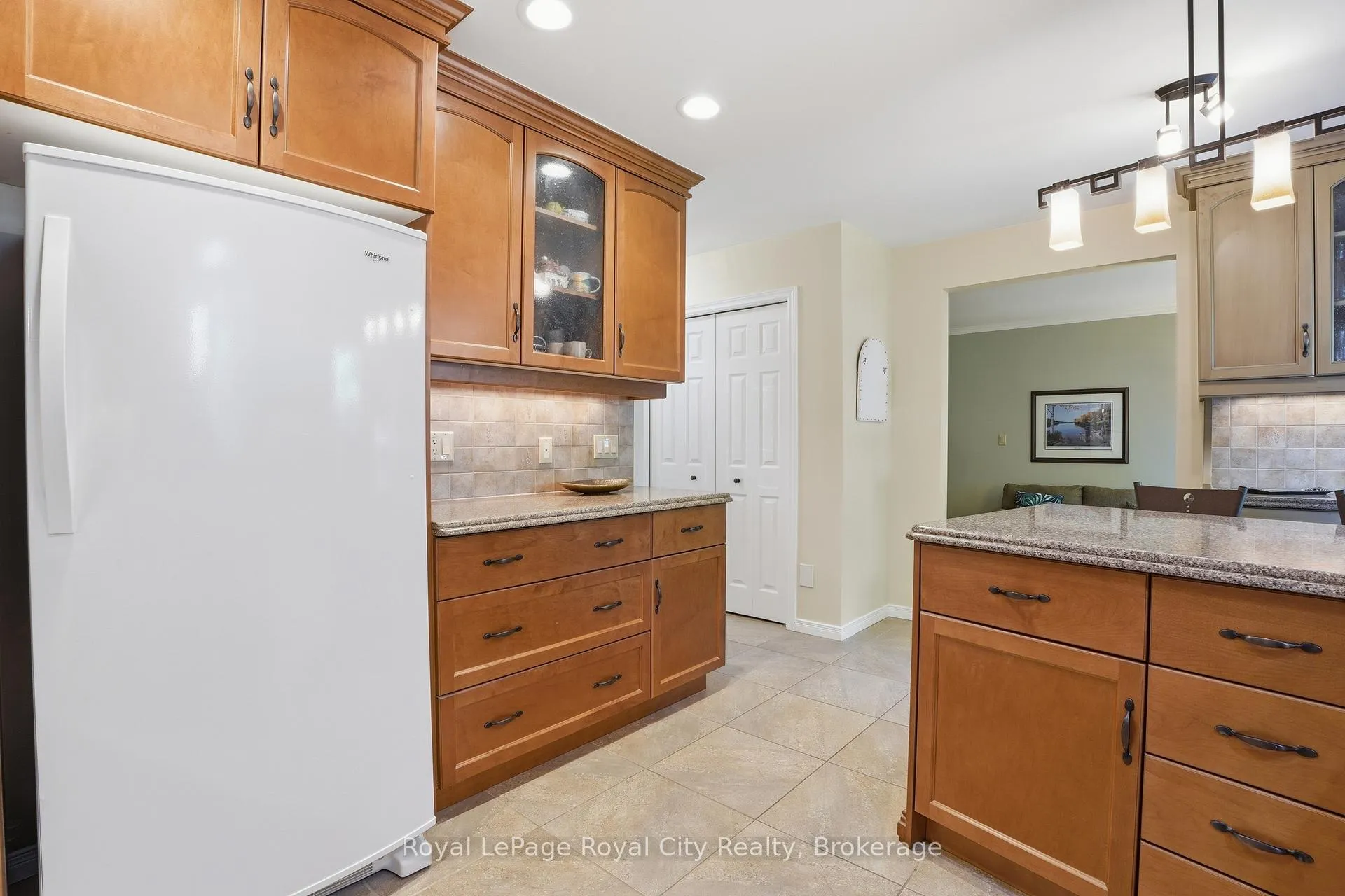 Photo 13 of 3 Darby Road, Guelph, Willow West/Sugarbush/West Acres — HOMEH