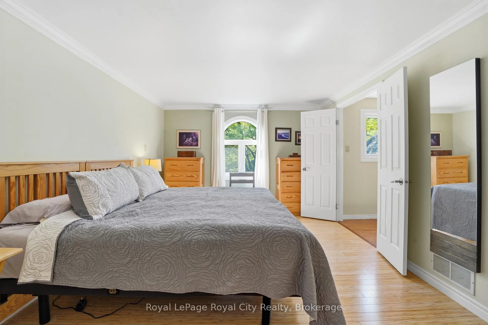 Photo 22 of 3 Darby Road, Guelph, Willow West/Sugarbush/West Acres — HOMEH