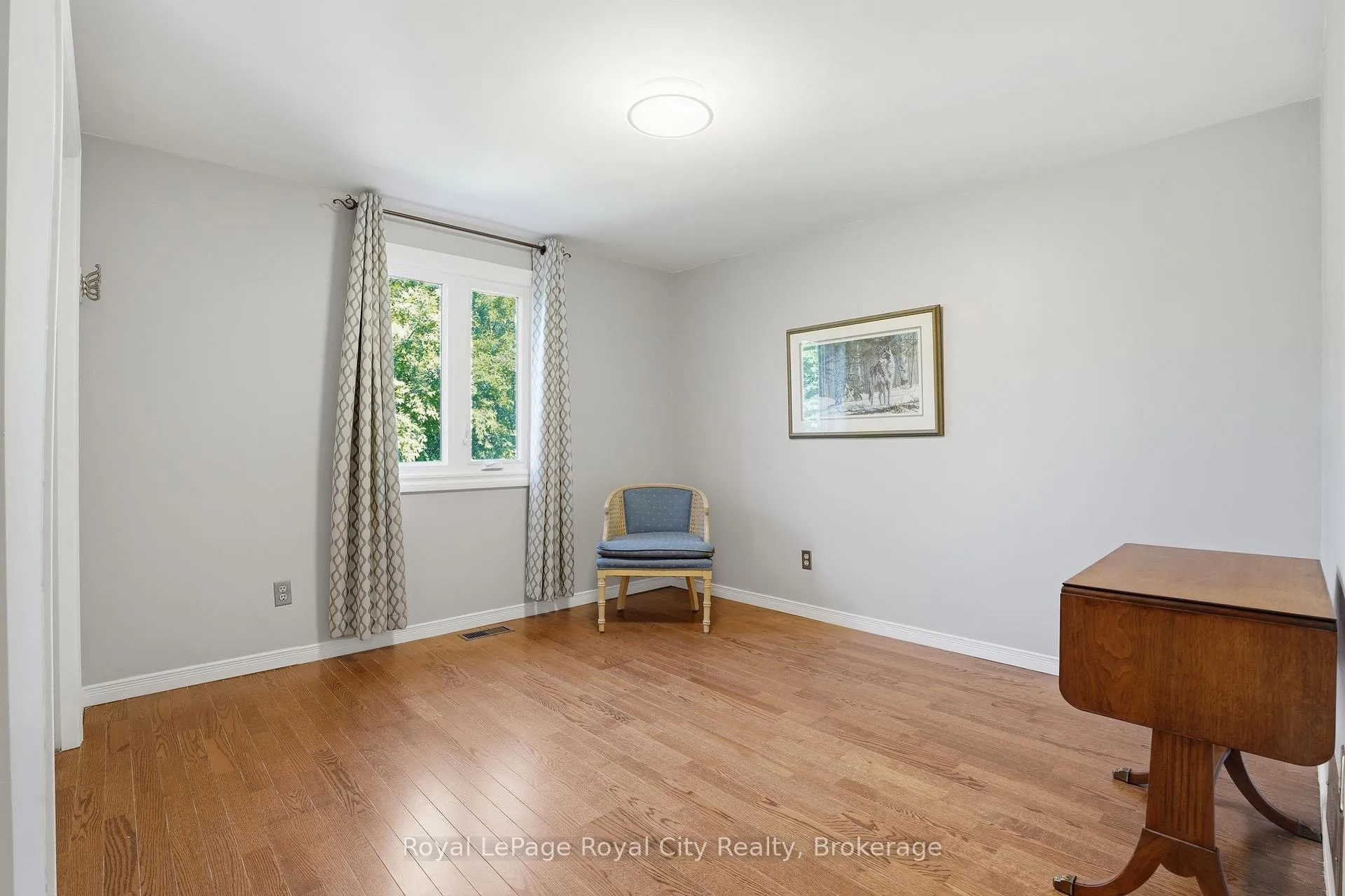 Photo 25 of 3 Darby Road, Guelph, Willow West/Sugarbush/West Acres — HOMEH