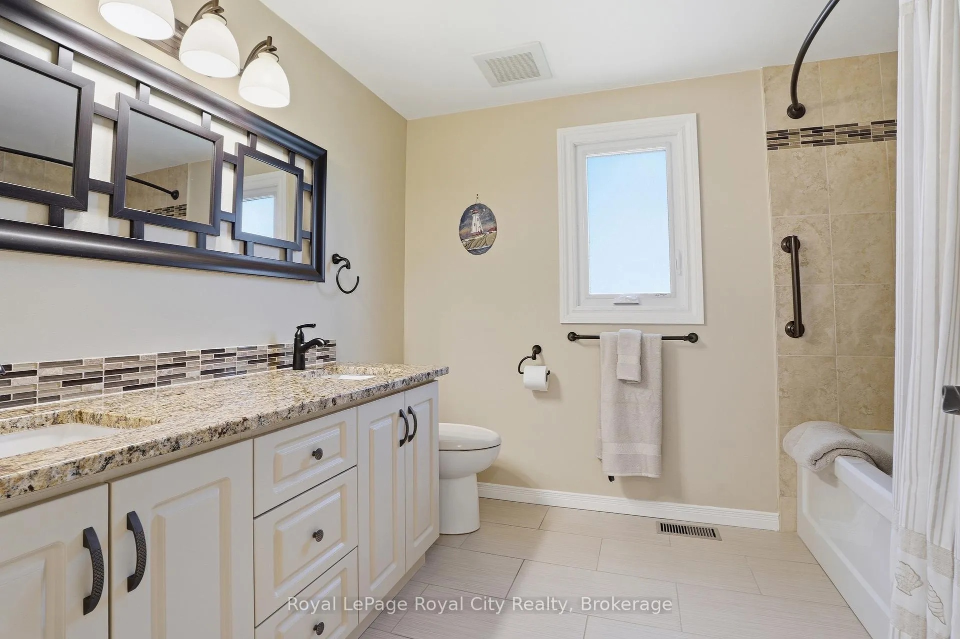 Photo 31 of 3 Darby Road, Guelph, Willow West/Sugarbush/West Acres — HOMEH