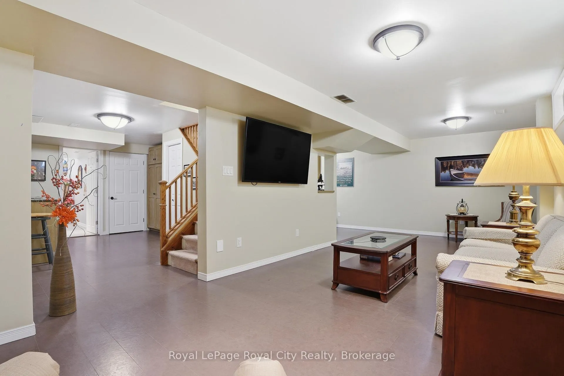 Photo 35 of 3 Darby Road, Guelph, Willow West/Sugarbush/West Acres — HOMEH