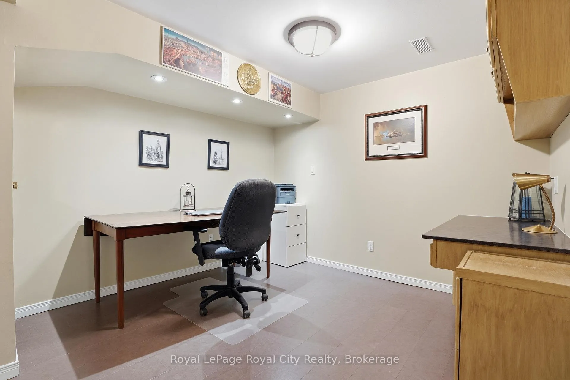 Photo 37 of 3 Darby Road, Guelph, Willow West/Sugarbush/West Acres — HOMEH