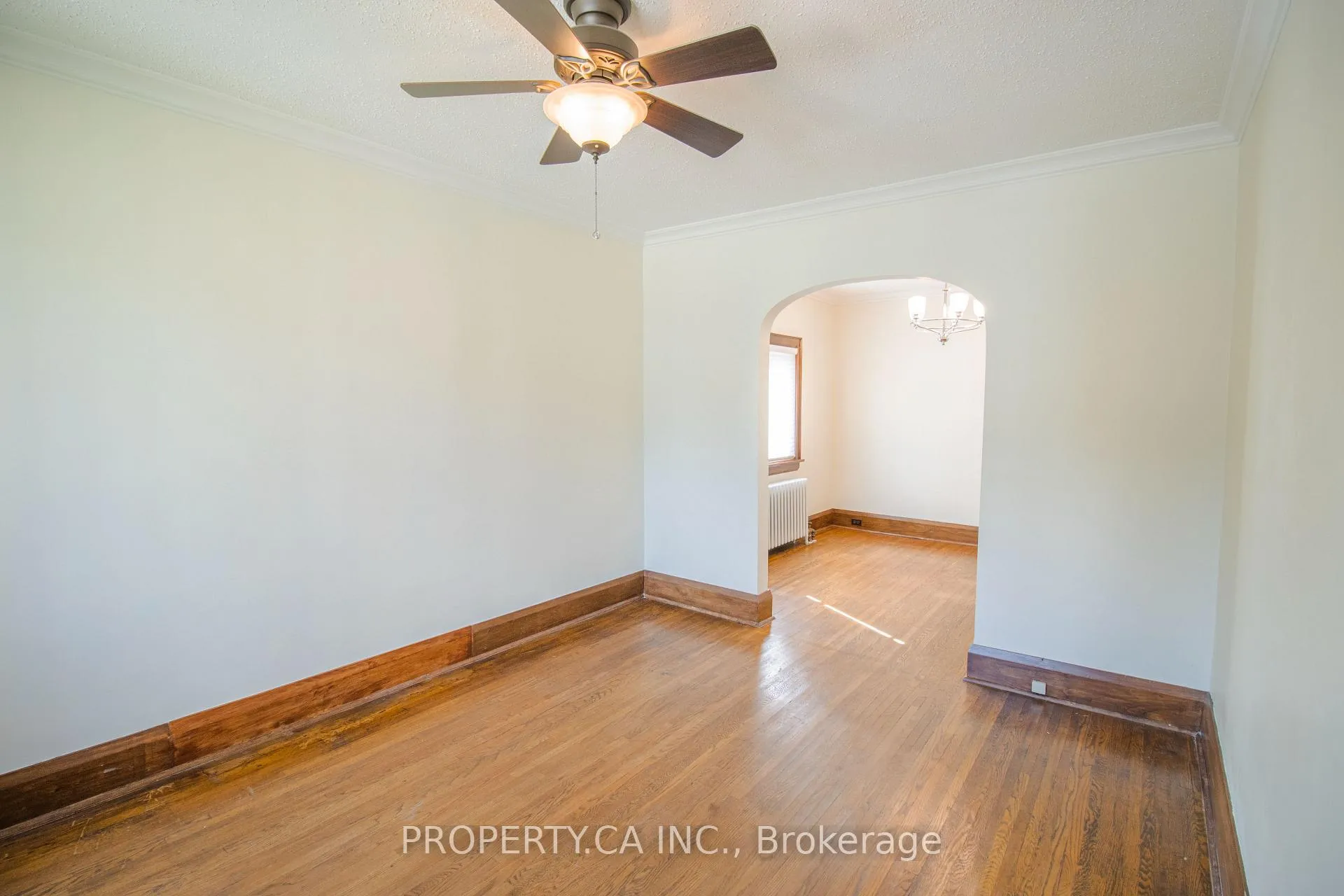 Photo 7 of 482 Donlands Avenue, Toronto, East York — HOMEH