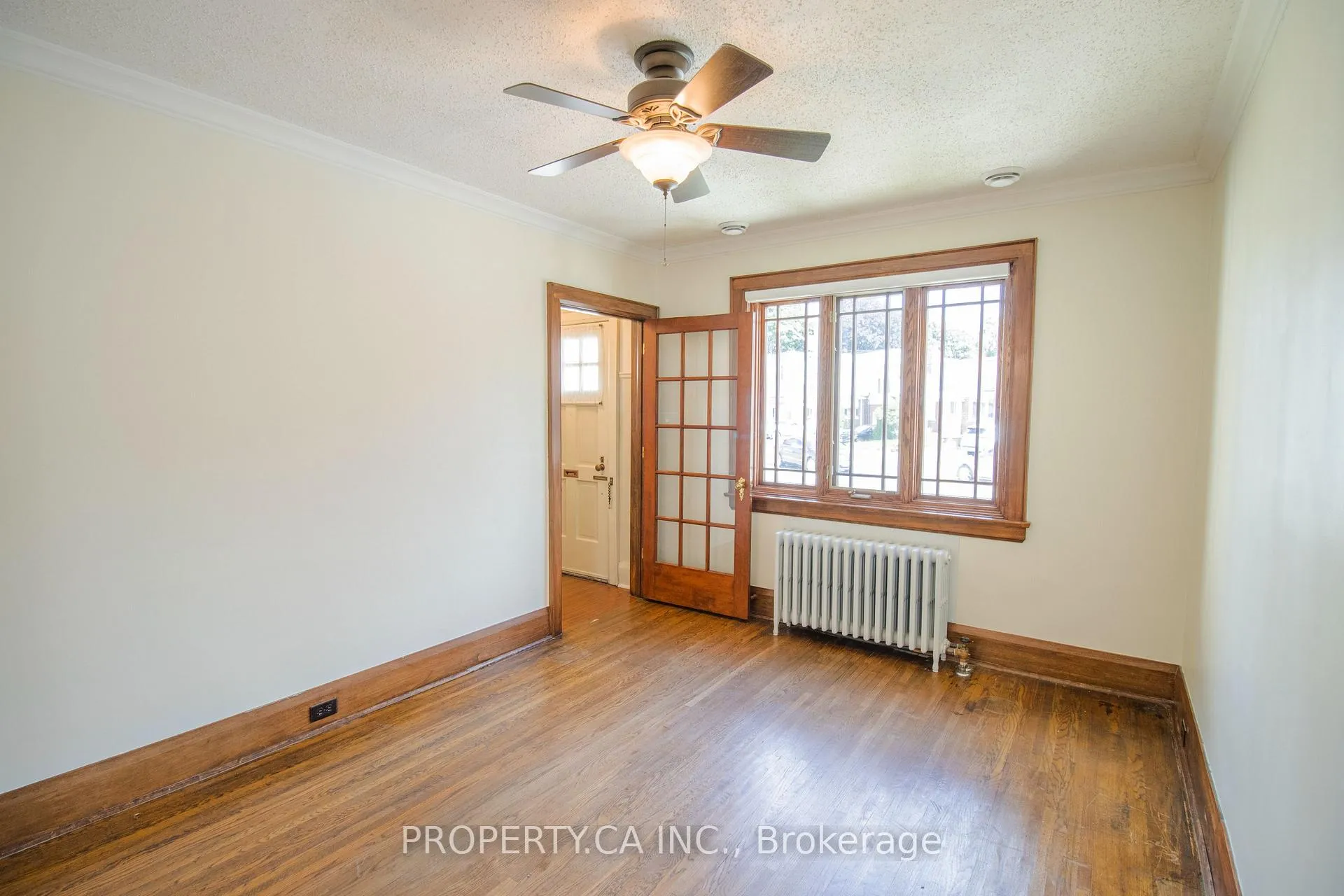 Photo 8 of 482 Donlands Avenue, Toronto, East York — HOMEH