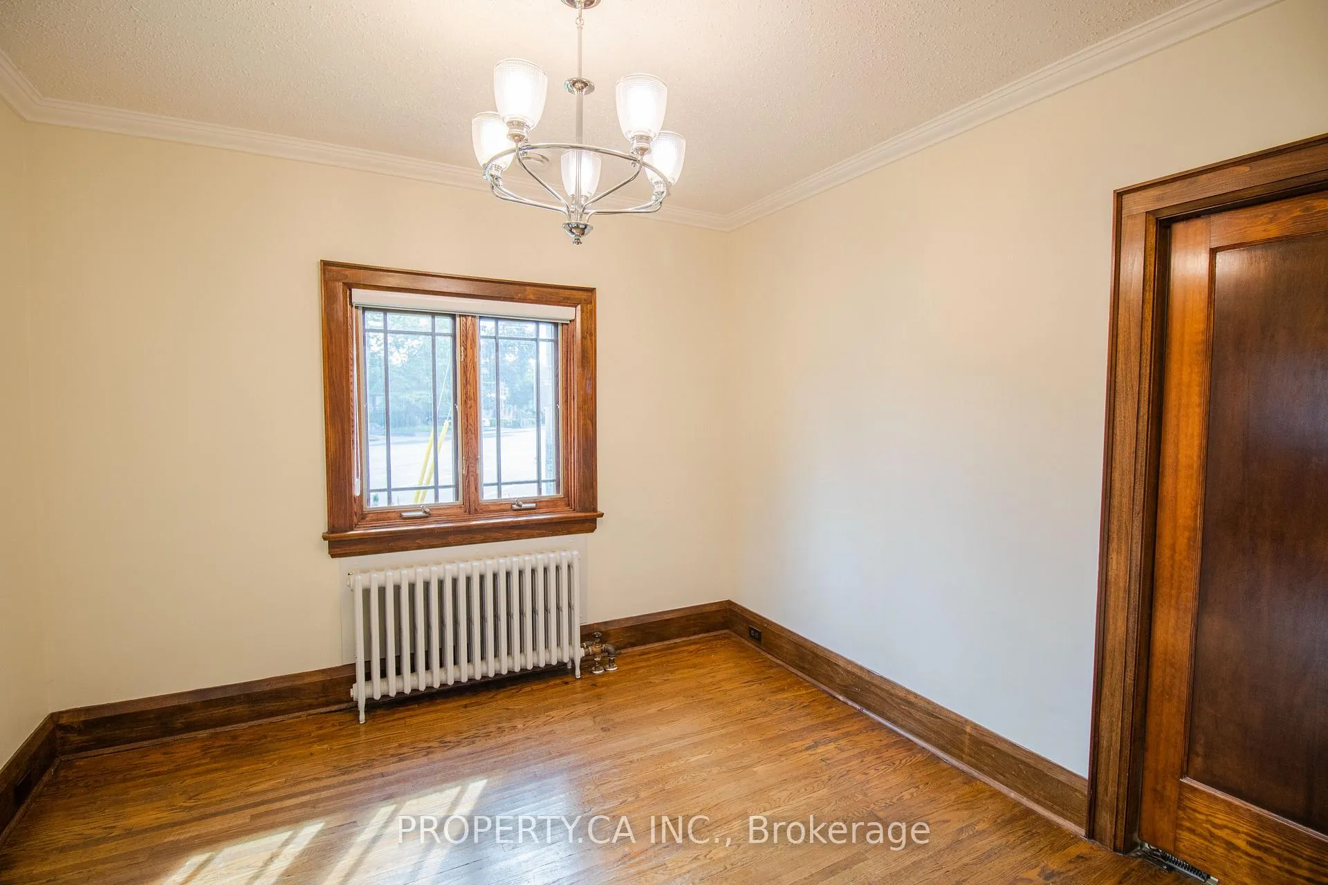 Photo 9 of 482 Donlands Avenue, Toronto, East York — HOMEH