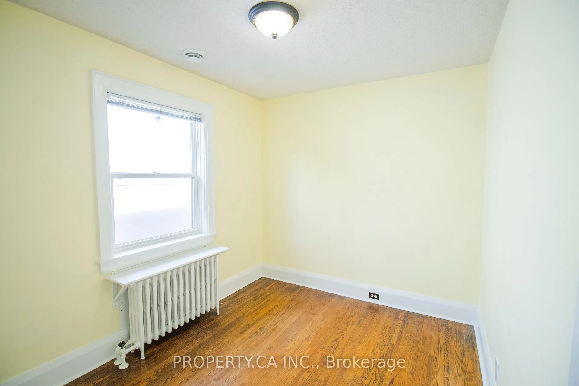 Photo 12 of 482 Donlands Avenue, Toronto, East York — HOMEH