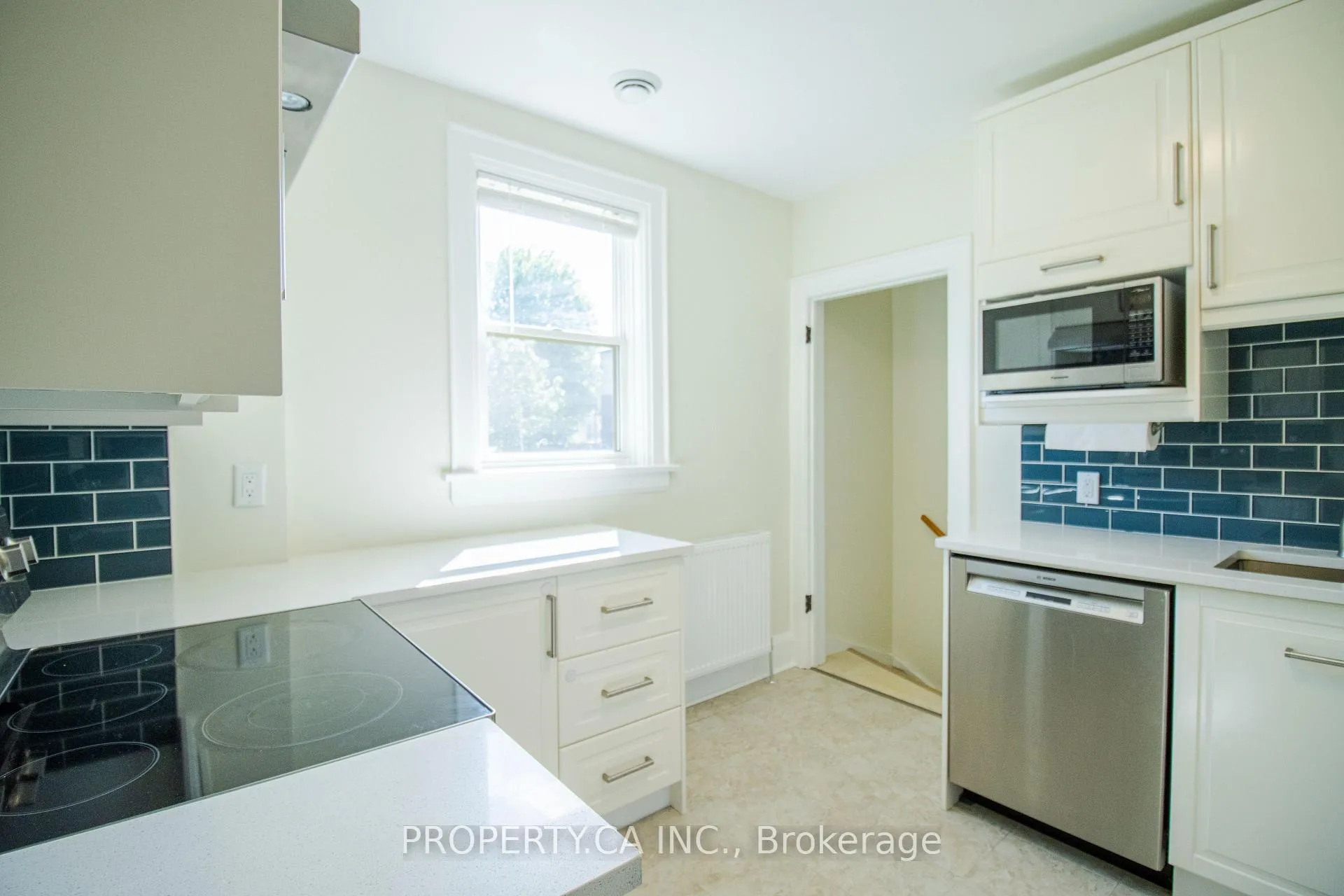 Photo 16 of 482 Donlands Avenue, Toronto, East York — HOMEH