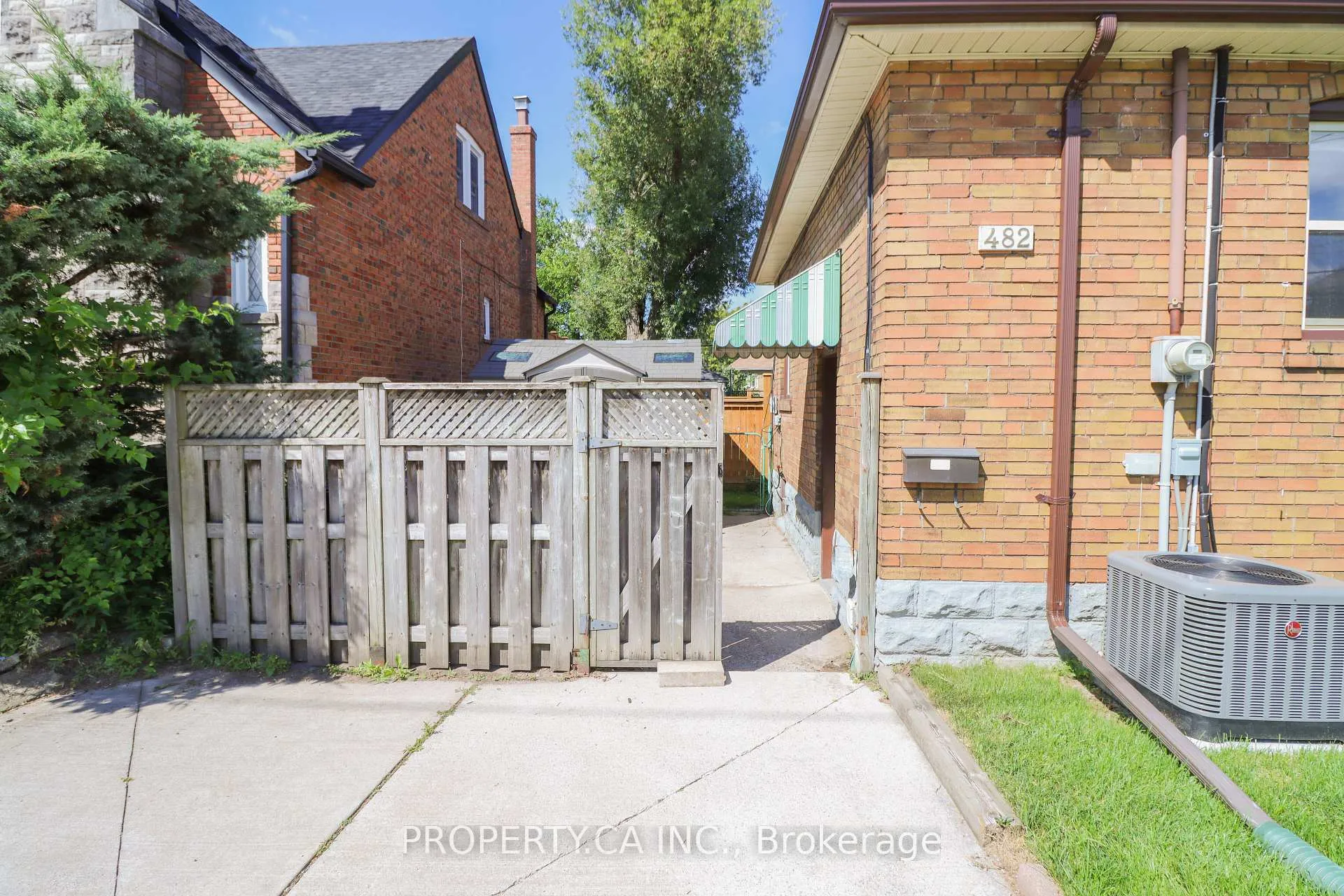 Photo 21 of 482 Donlands Avenue, Toronto, East York — HOMEH