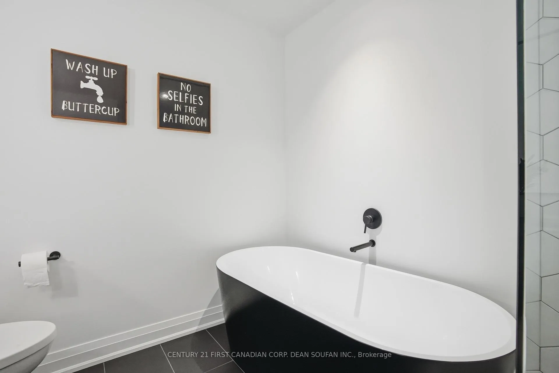 Photo 31 of 55 Royal Crescent, Southwold, Talbotville — HOMEH