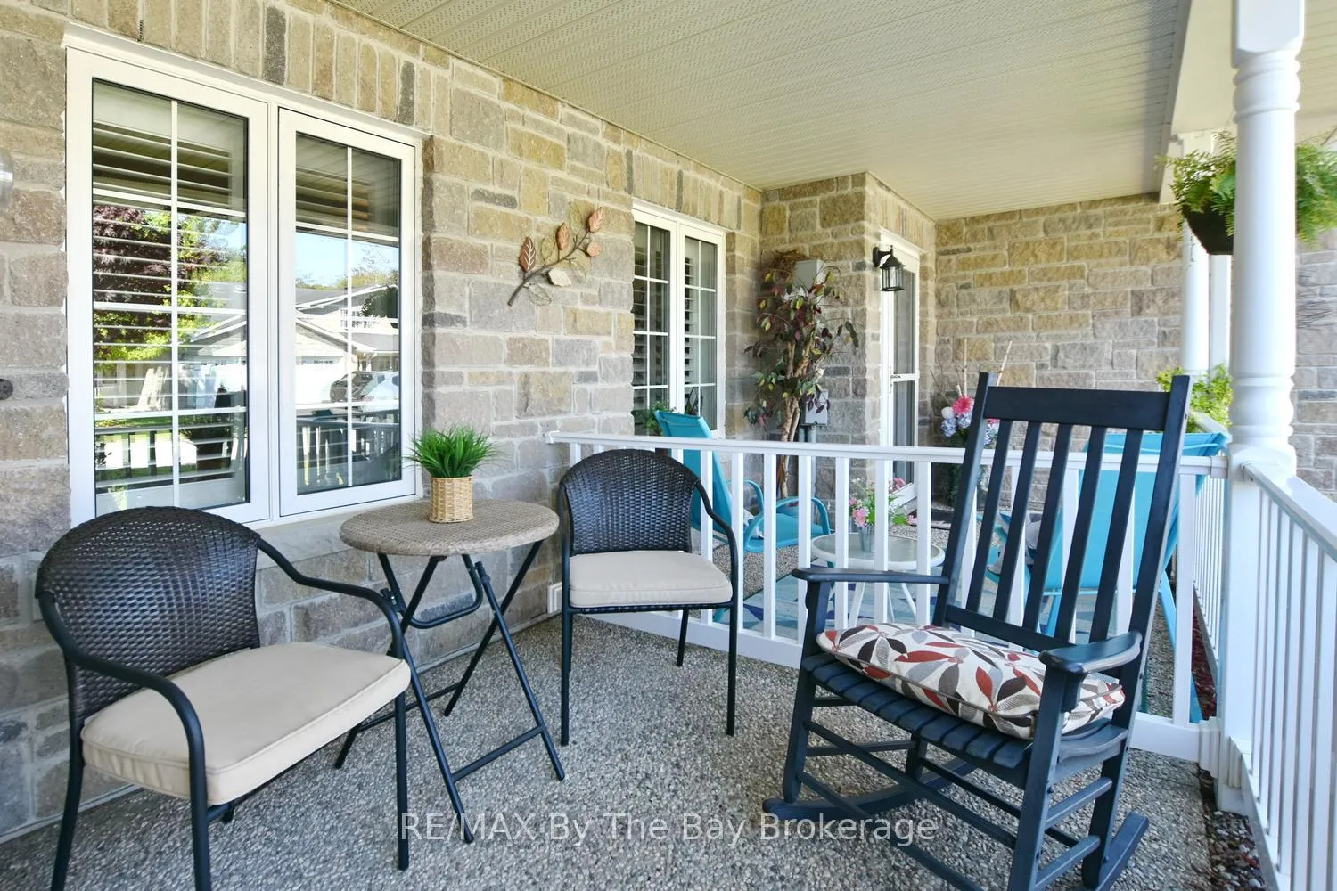 Photo 7 of 3 Garden Grove Crescent, Wasaga Beach — HOMEH