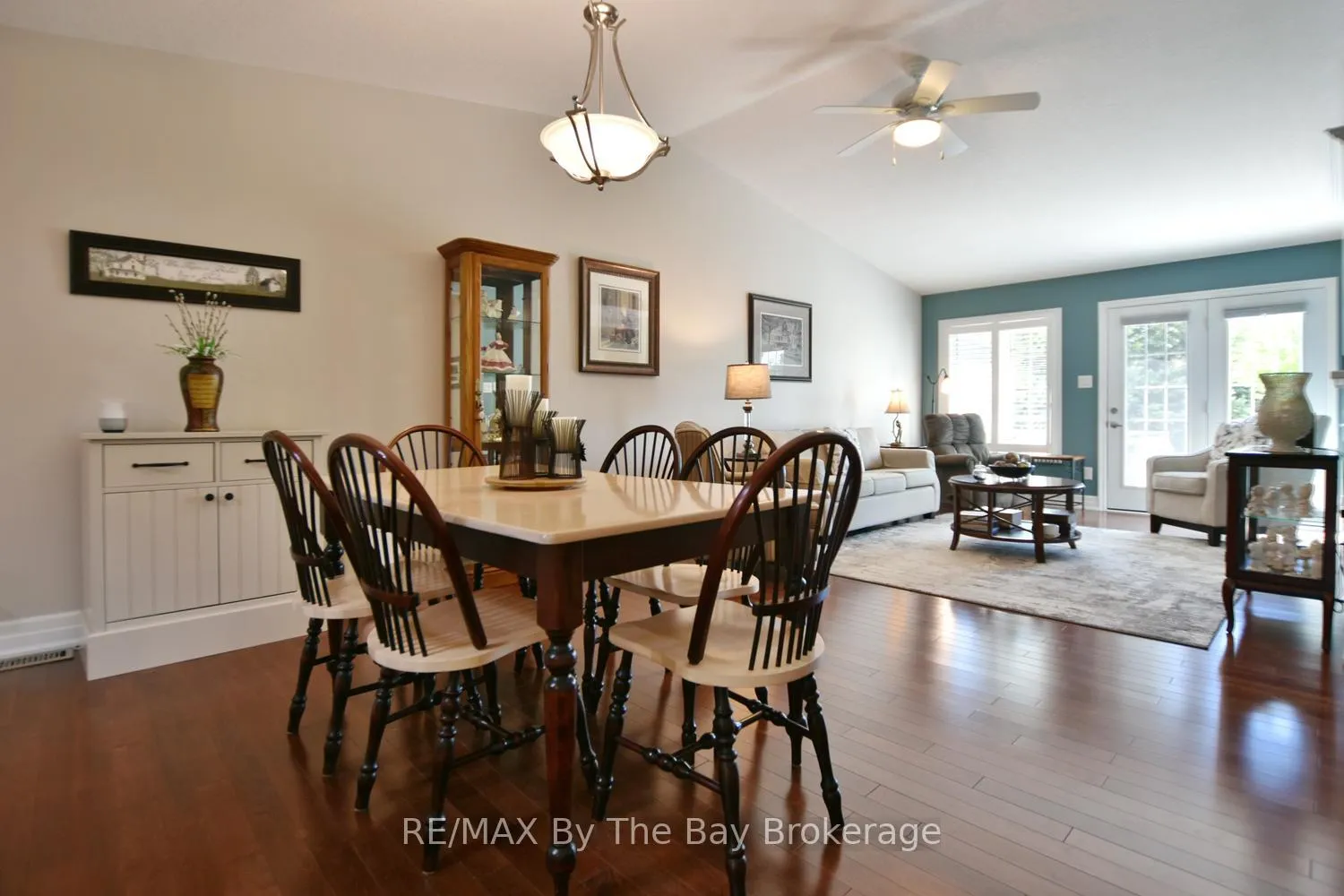 Photo 20 of 3 Garden Grove Crescent, Wasaga Beach — HOMEH