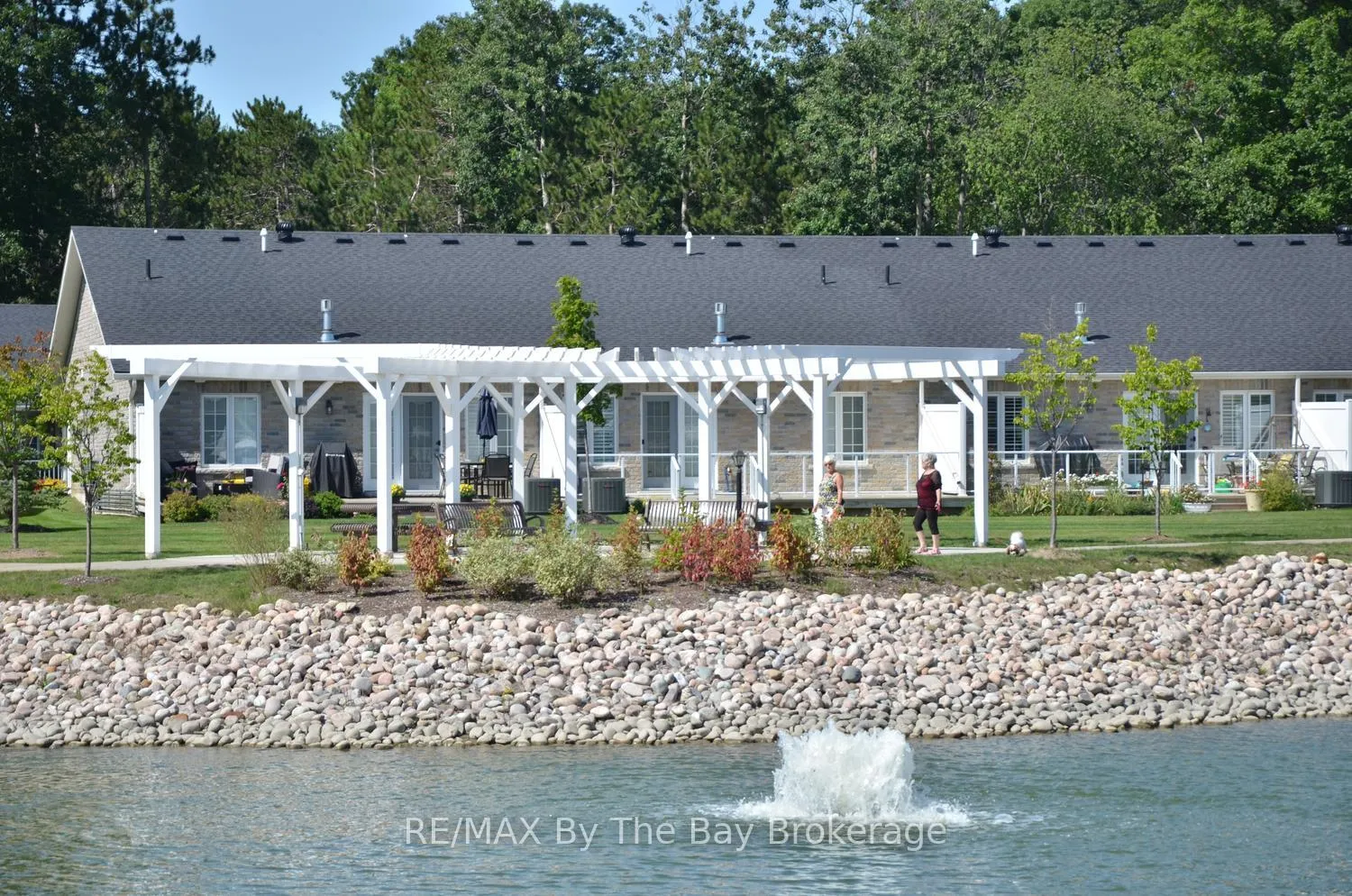 Photo 40 of 3 Garden Grove Crescent, Wasaga Beach — HOMEH