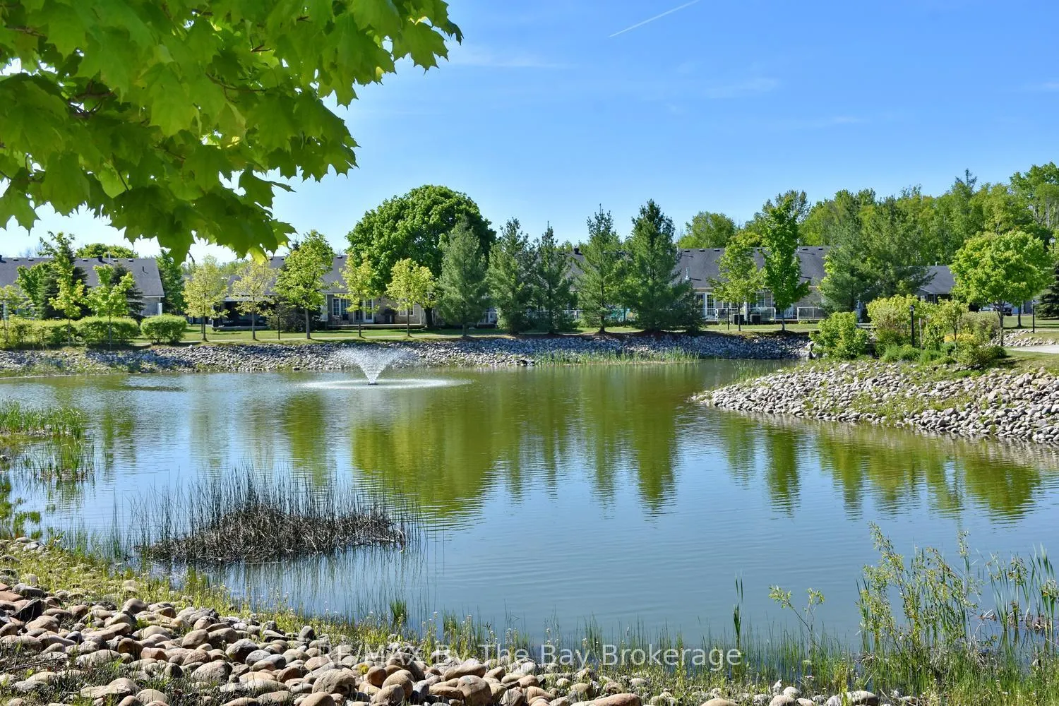 Photo 50 of 3 Garden Grove Crescent, Wasaga Beach — HOMEH