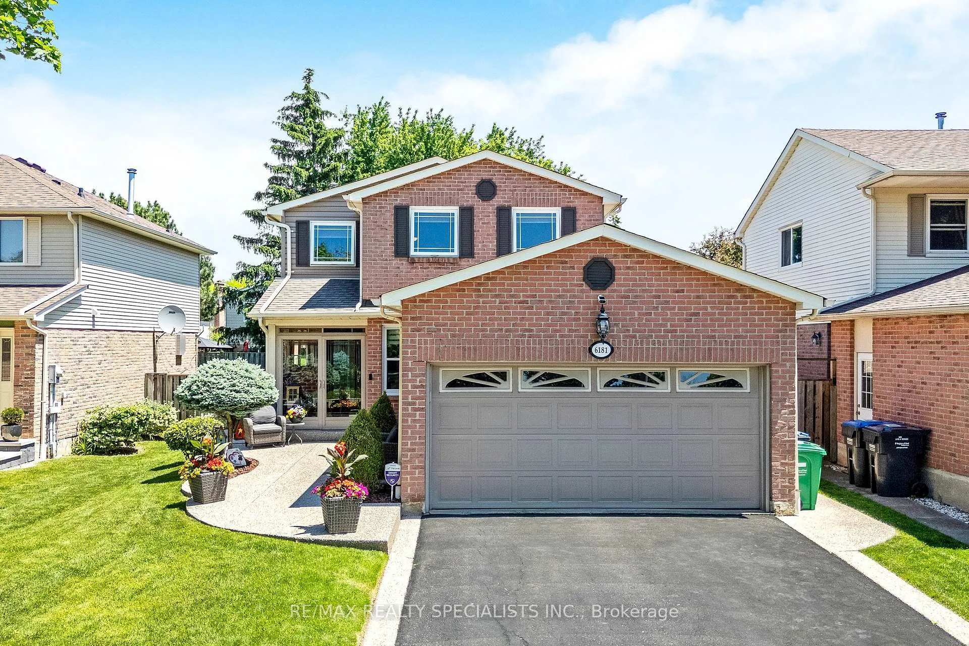 Photo 1 of 6181 Miller's Grove, Mississauga, Meadowvale — HOMEH