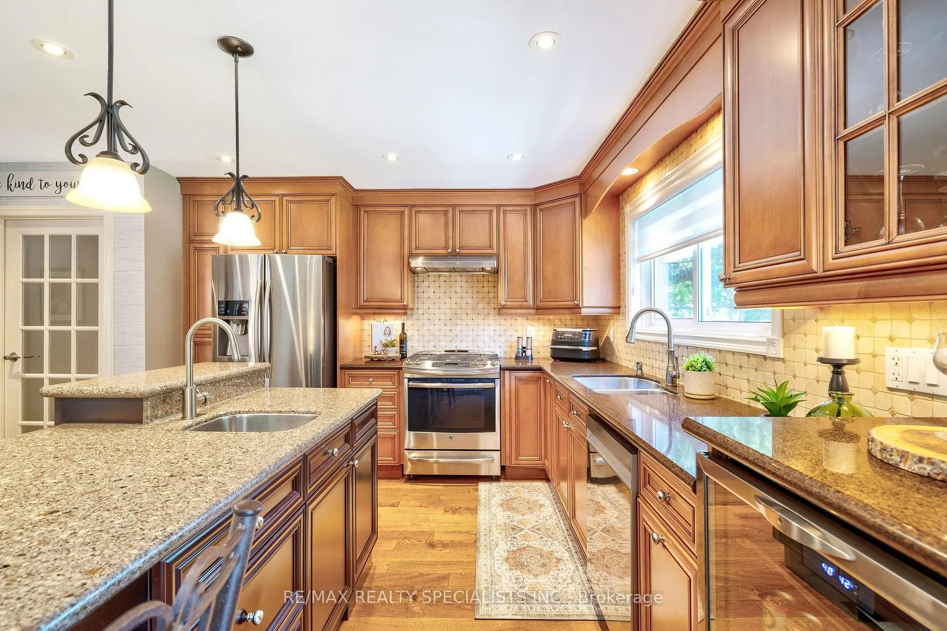 Photo 15 of 6181 Miller's Grove, Mississauga, Meadowvale — HOMEH