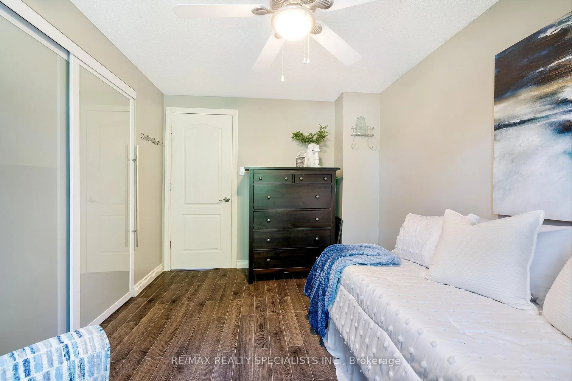 Photo 23 of 6181 Miller's Grove, Mississauga, Meadowvale — HOMEH