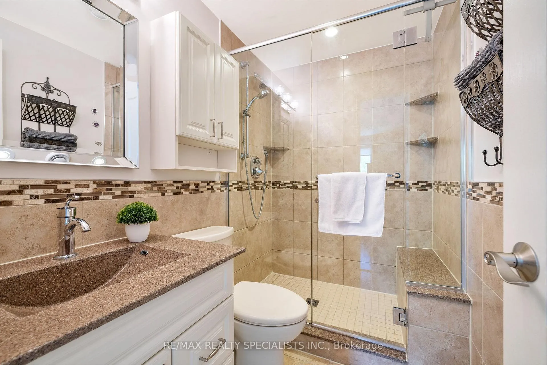 Photo 29 of 6181 Miller's Grove, Mississauga, Meadowvale — HOMEH