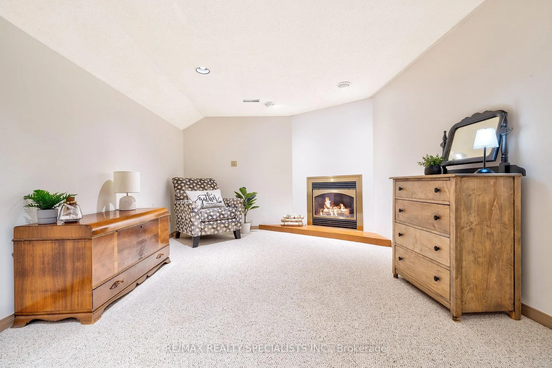 Photo 33 of 6181 Miller's Grove, Mississauga, Meadowvale — HOMEH