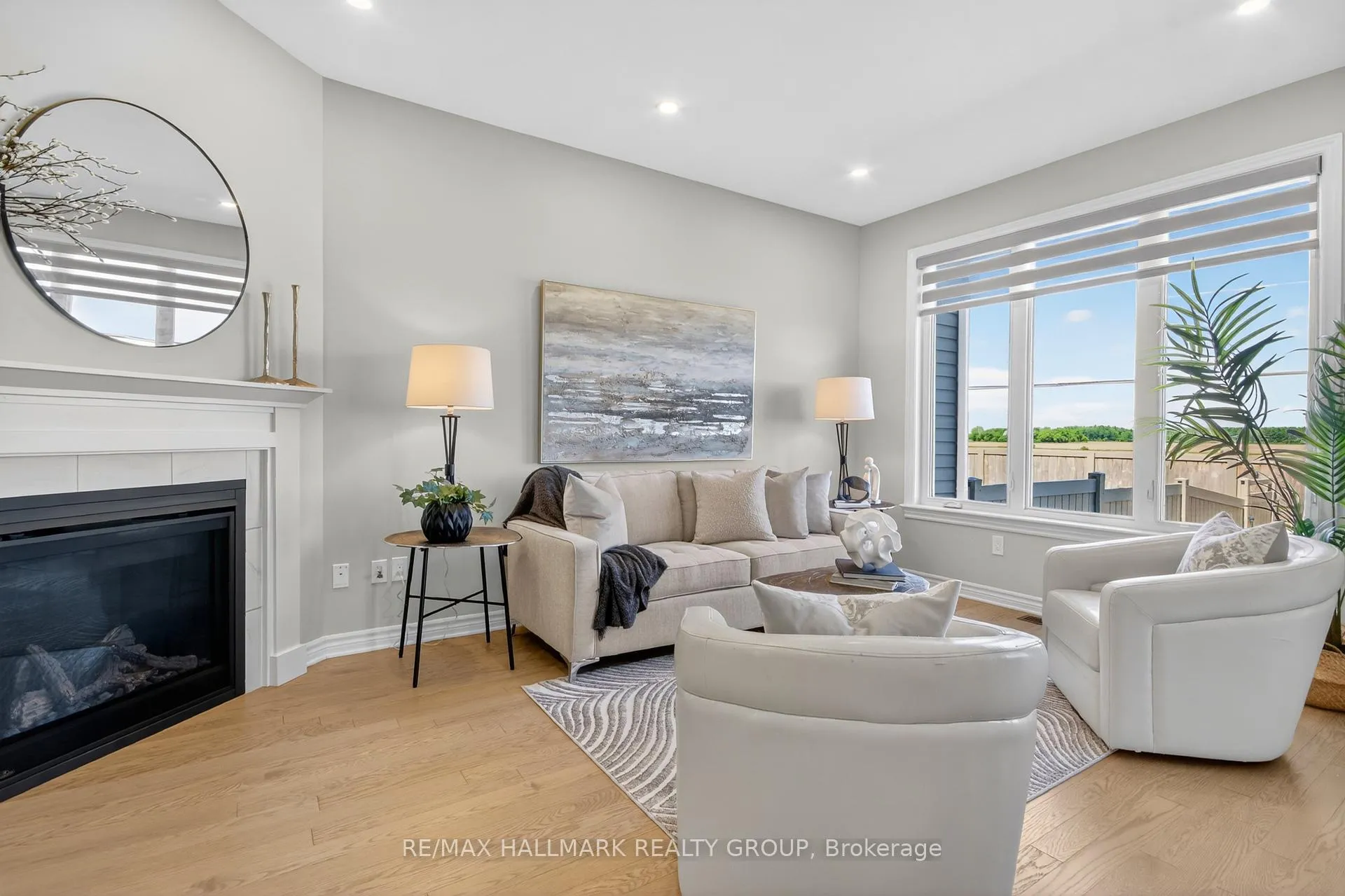 Photo 12 of 737 Maverick Crescent, Ottawa, Remainder of Stittsville & Area — HOMEH