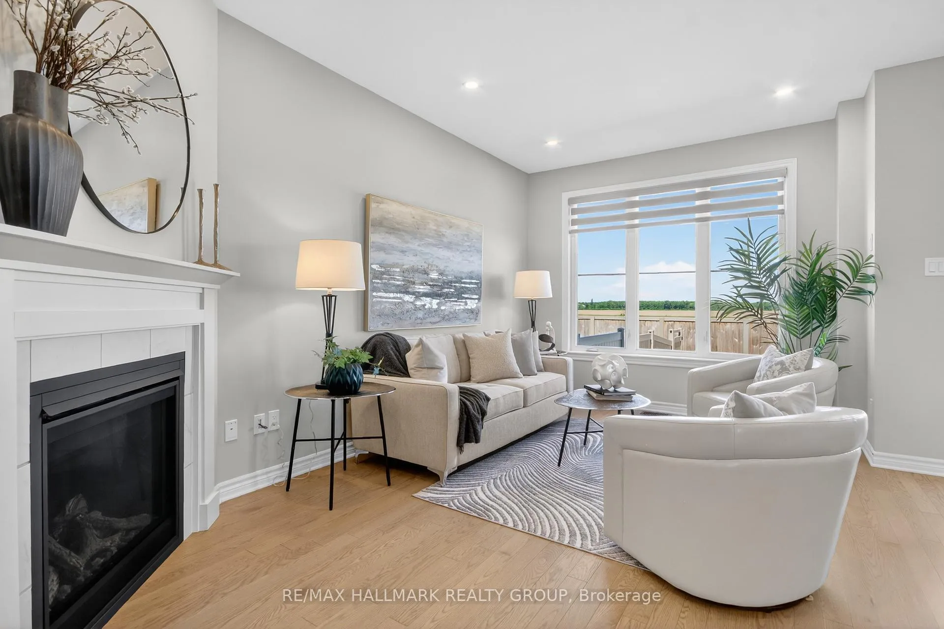Photo 13 of 737 Maverick Crescent, Ottawa, Remainder of Stittsville & Area — HOMEH