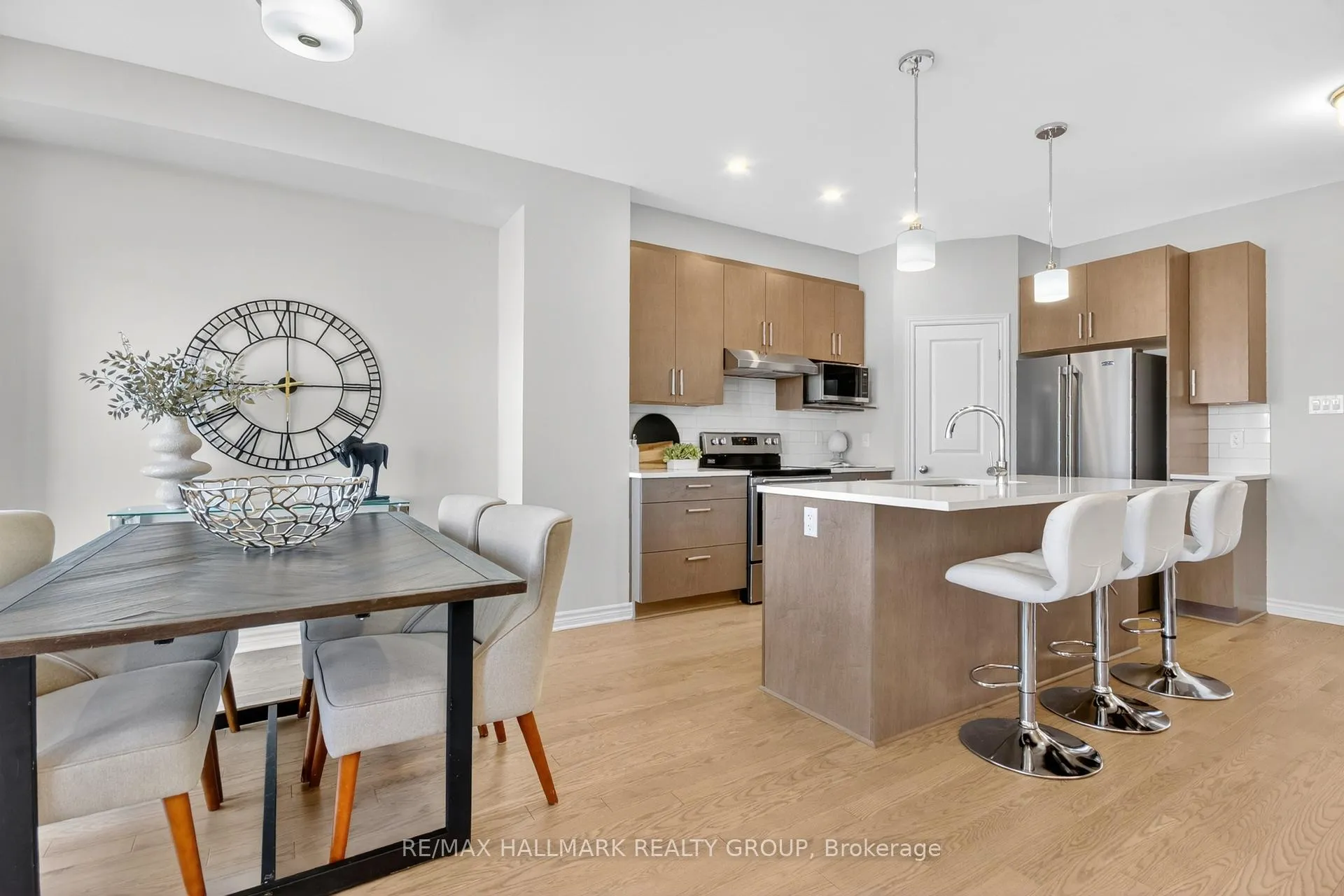 Photo 22 of 737 Maverick Crescent, Ottawa, Remainder of Stittsville & Area — HOMEH
