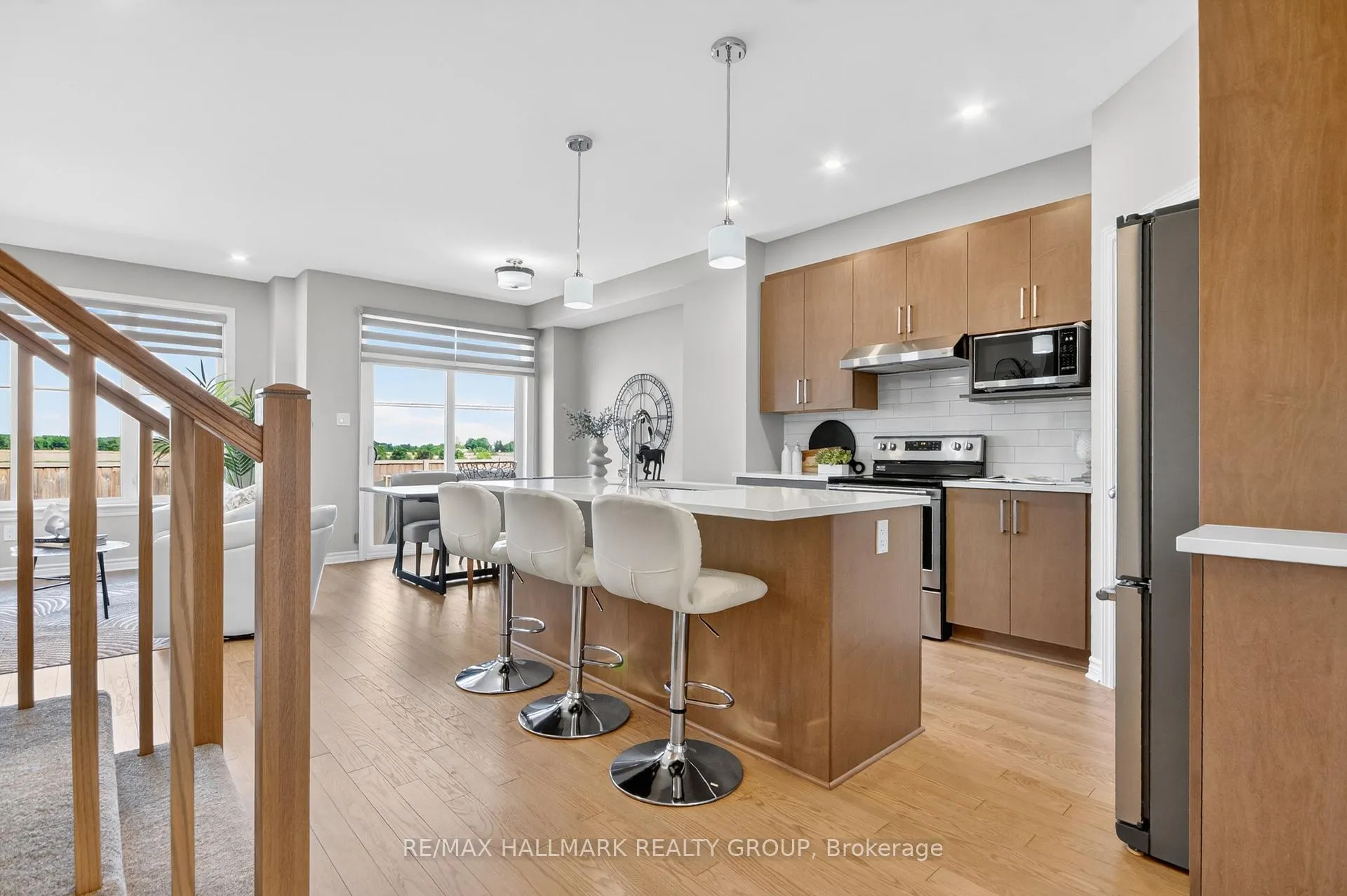 Photo 25 of 737 Maverick Crescent, Ottawa, Remainder of Stittsville & Area — HOMEH