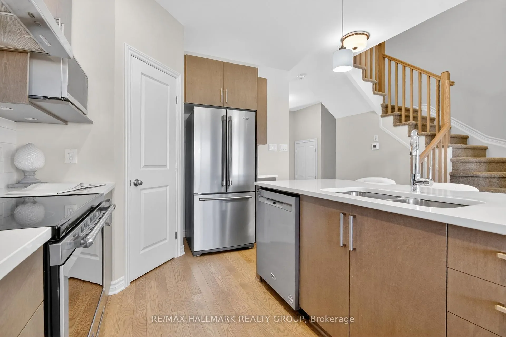 Photo 28 of 737 Maverick Crescent, Ottawa, Remainder of Stittsville & Area — HOMEH