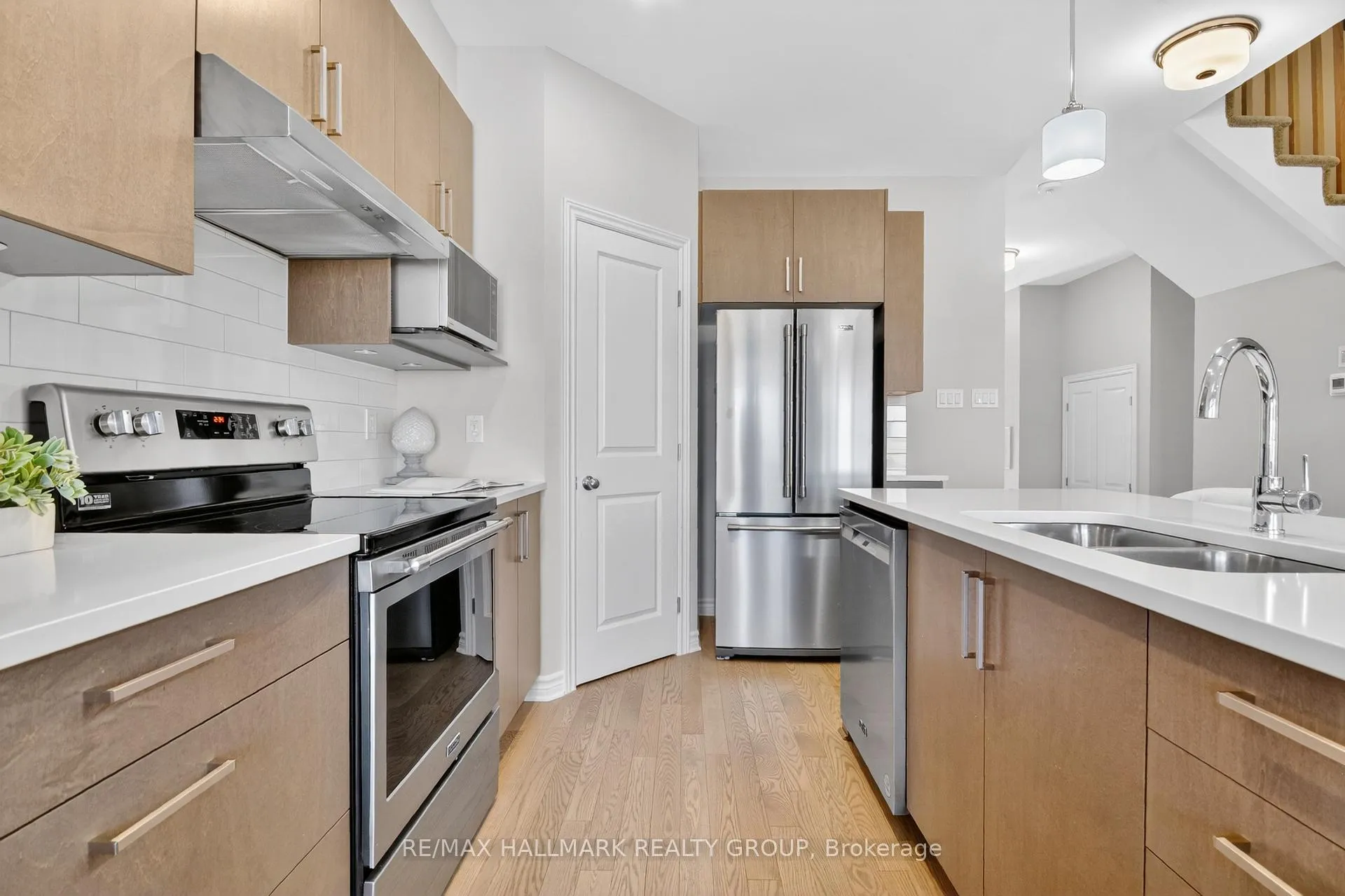 Photo 29 of 737 Maverick Crescent, Ottawa, Remainder of Stittsville & Area — HOMEH