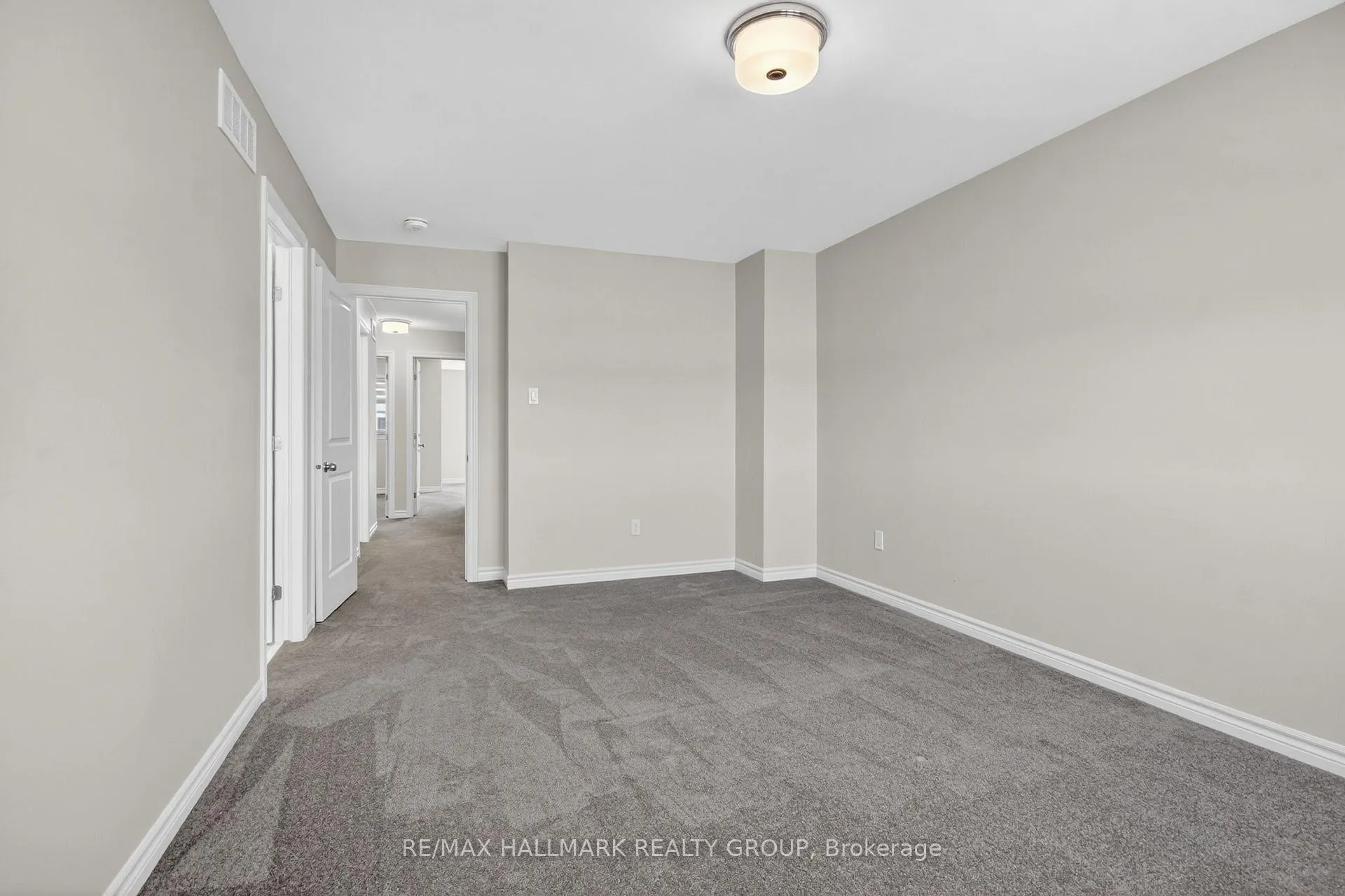 Photo 34 of 737 Maverick Crescent, Ottawa, Remainder of Stittsville & Area — HOMEH