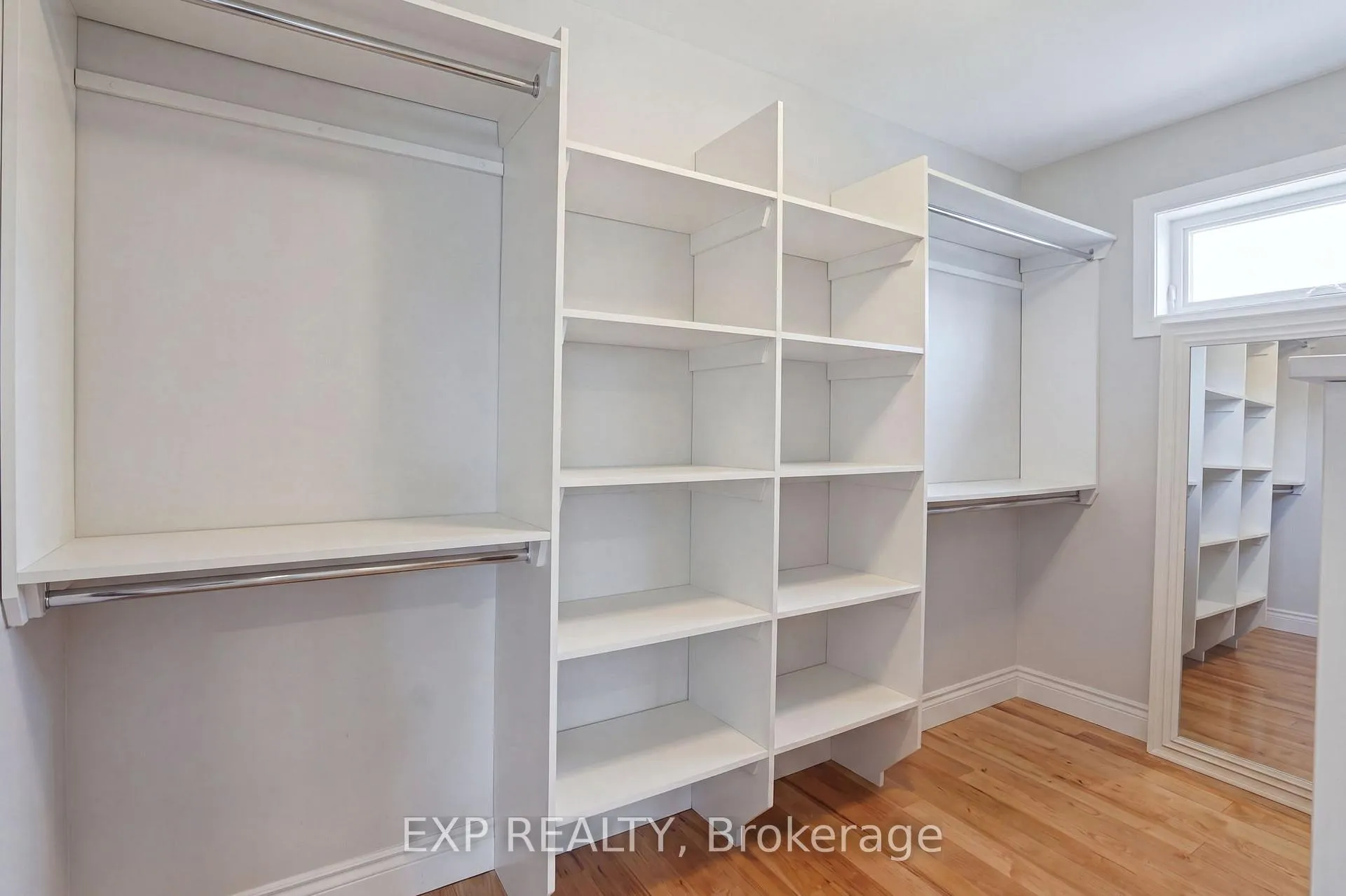 Photo 17 of 215 Columbus Avenue, Ottawa, Overbrook/Castle Heights — HOMEH