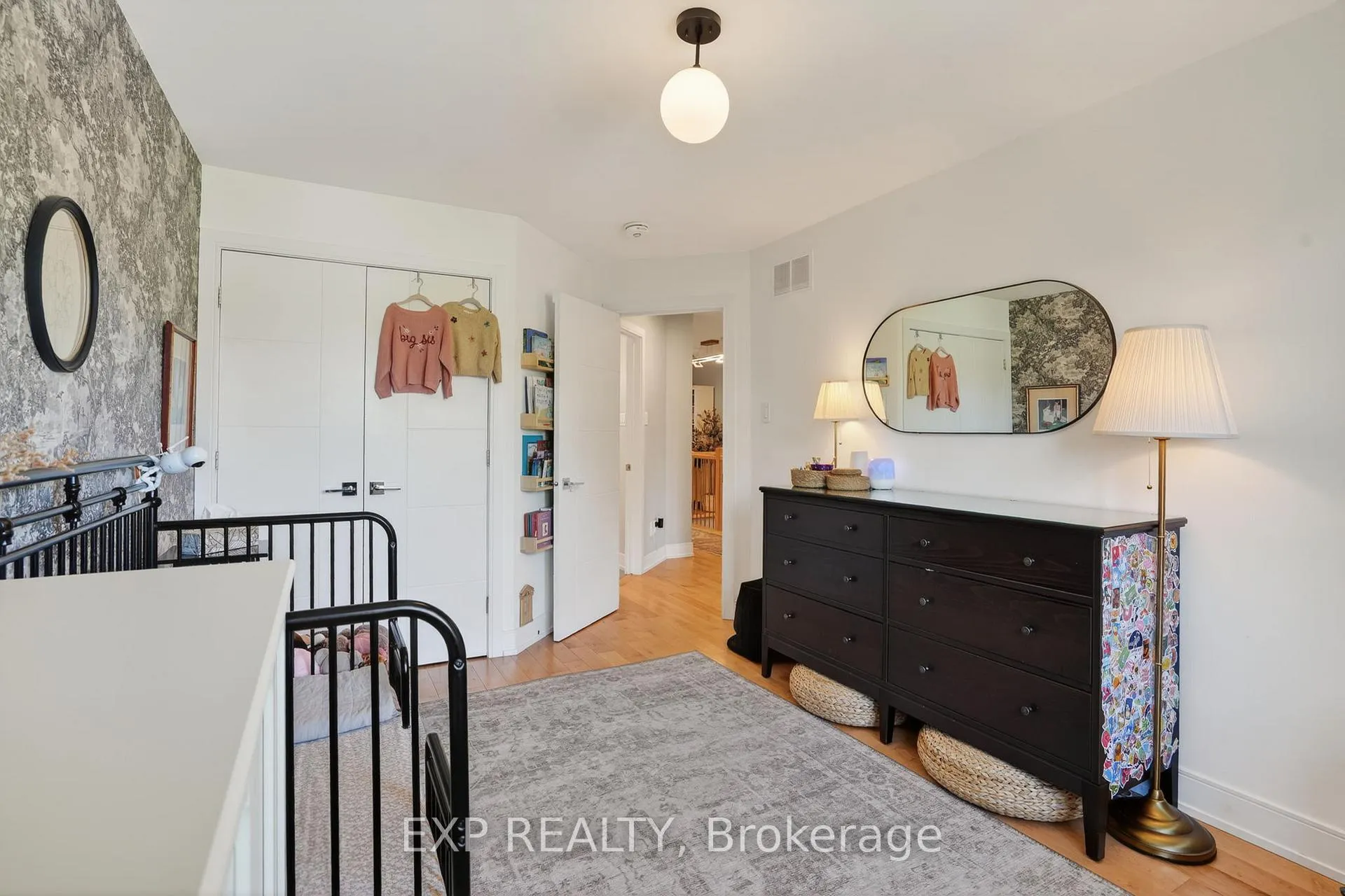 Photo 24 of 215 Columbus Avenue, Ottawa, Overbrook/Castle Heights — HOMEH