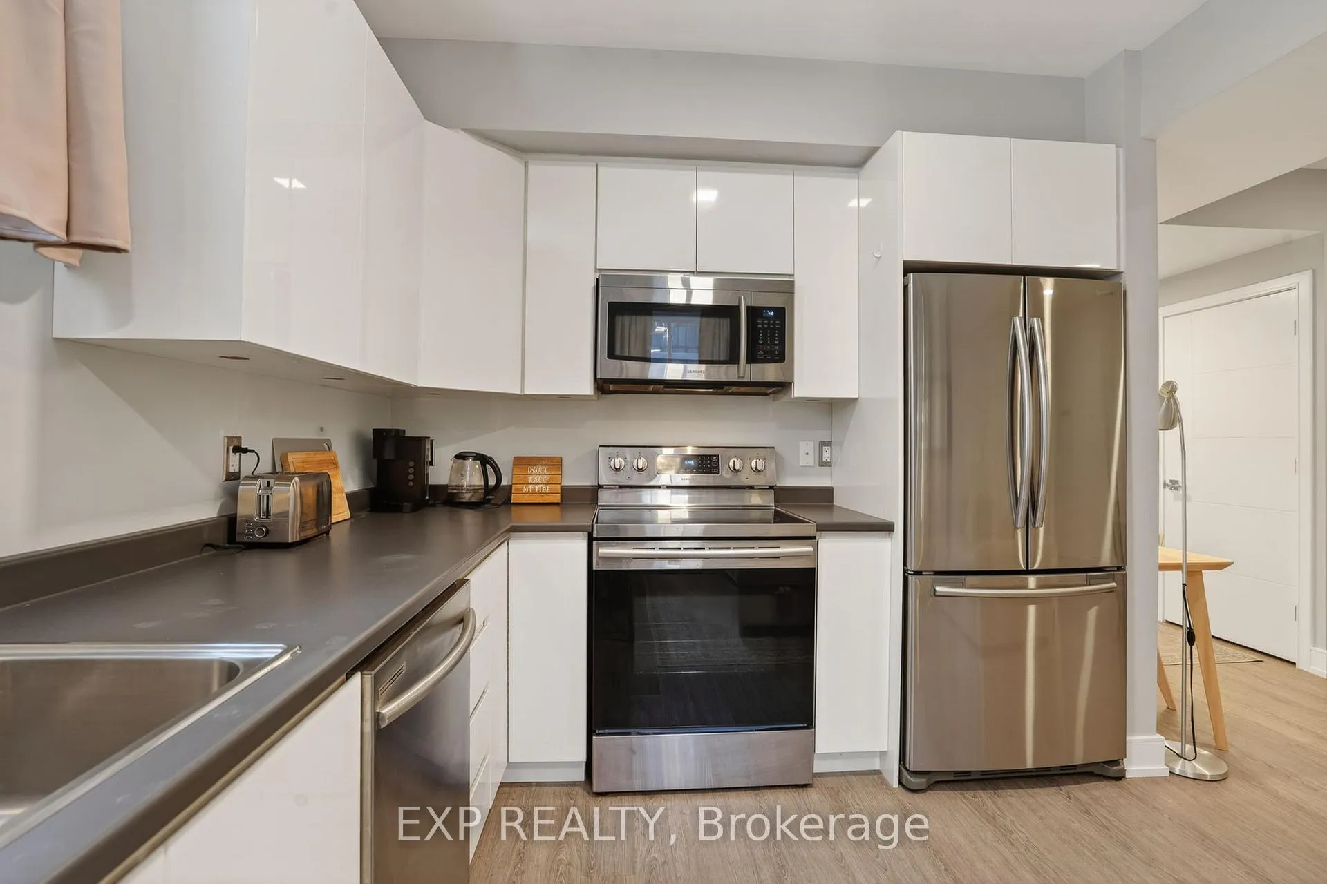 Photo 29 of 215 Columbus Avenue, Ottawa, Overbrook/Castle Heights — HOMEH