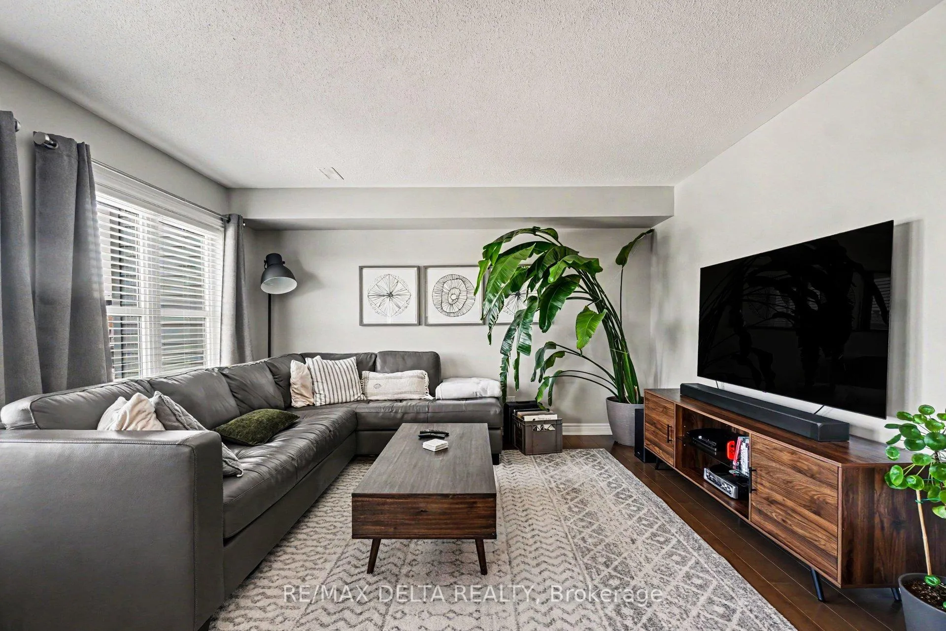 Photo 5 of Unit 216, 301B Des Tilleuls Private, Ottawa, Avalon West — HOMEH