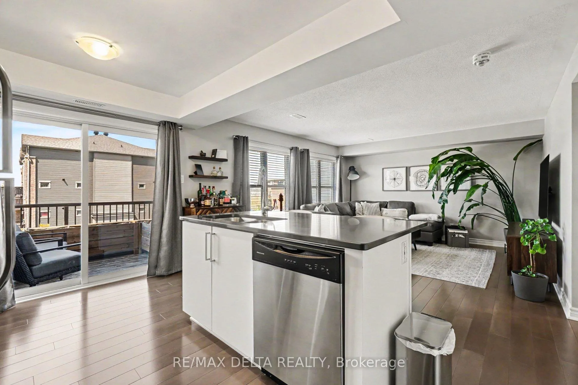 Photo 13 of Unit 216, 301B Des Tilleuls Private, Ottawa, Avalon West — HOMEH